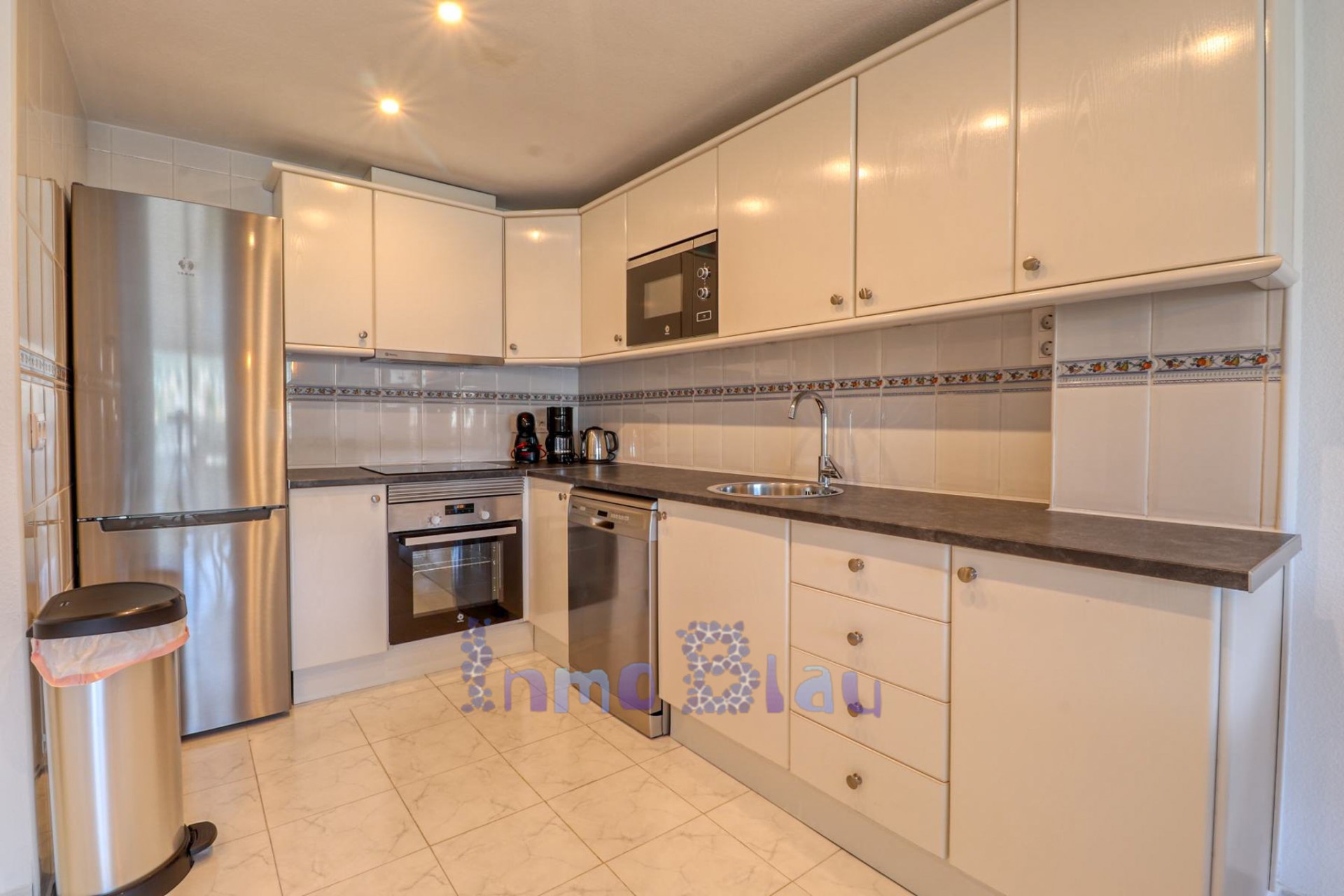 Alquiler a corto plazo - Apartamento / piso - Albir - Centro