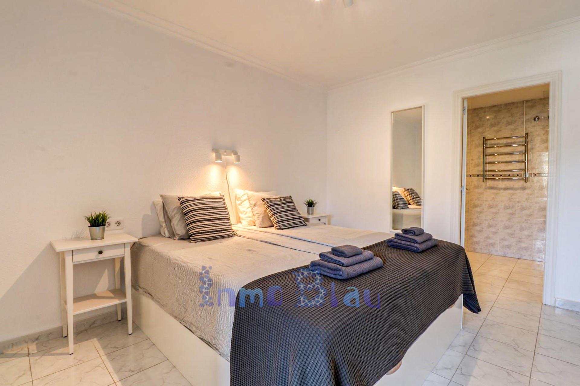 Alquiler a corto plazo - Apartamento / piso - Albir - Centro