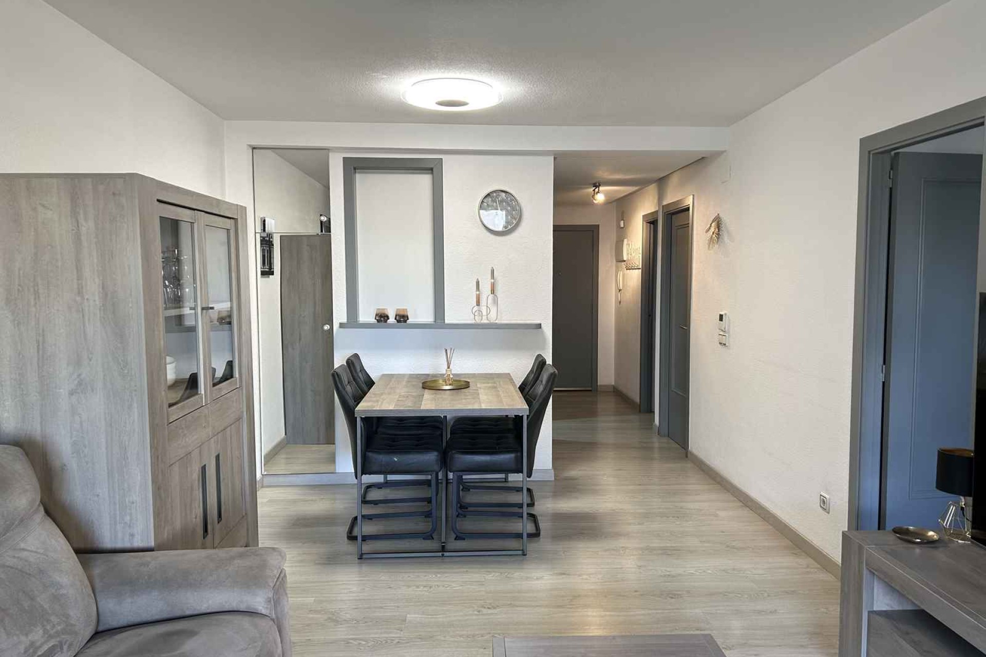 Alquiler a corto plazo - Apartamento / piso - Albir - Centro