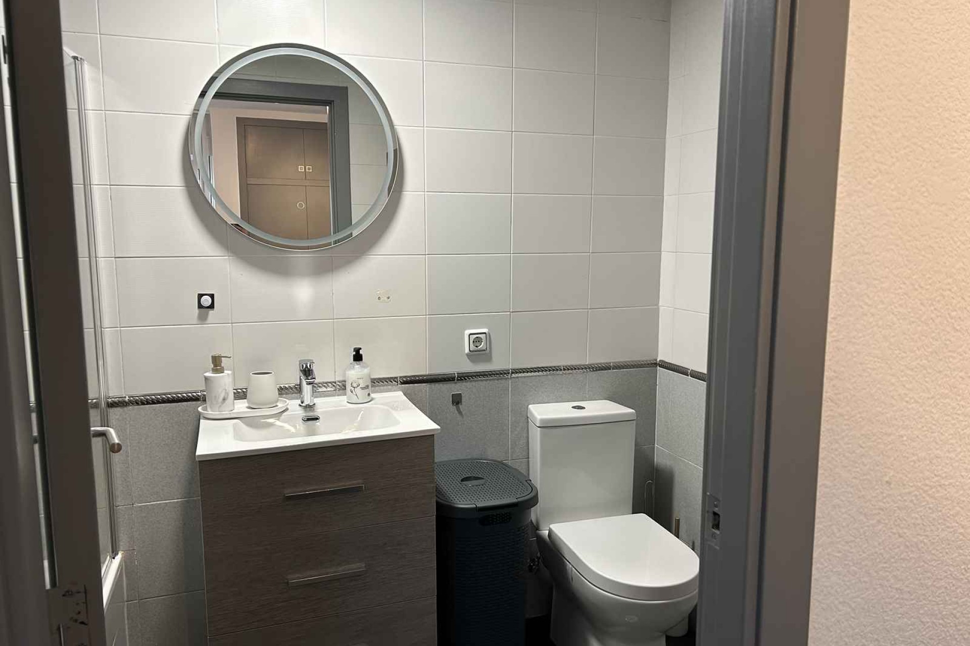 Alquiler a corto plazo - Apartamento / piso - Albir - Centro