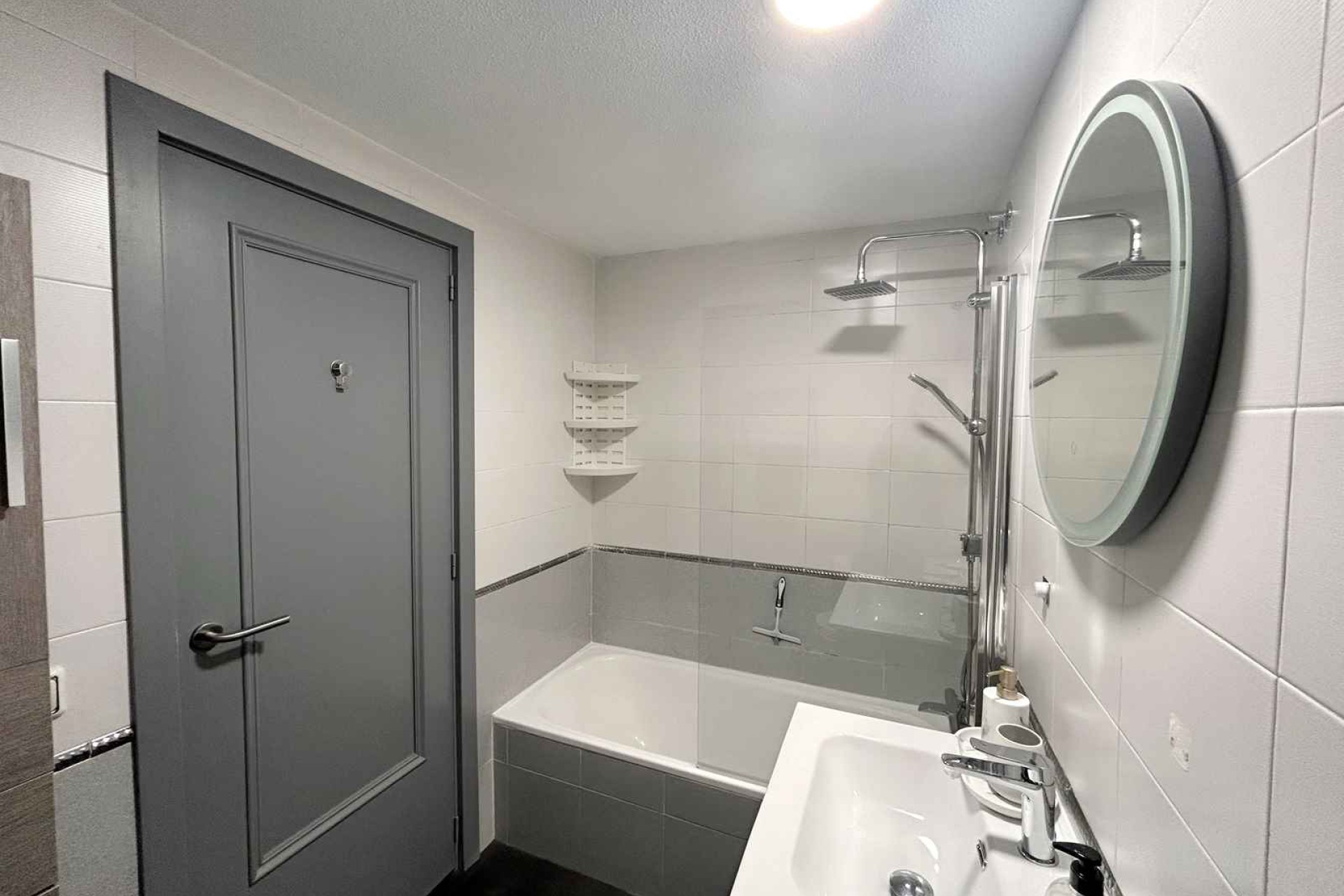 Alquiler a corto plazo - Apartamento / piso - Albir - Centro