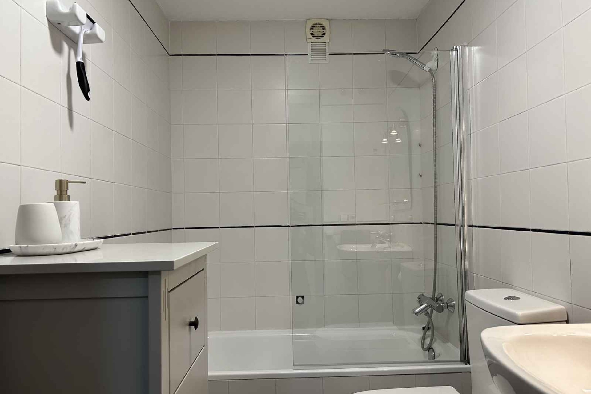 Alquiler a corto plazo - Apartamento / piso - Albir - Centro