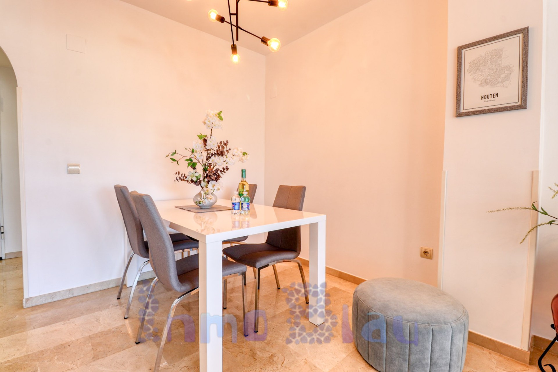 Alquiler a corto plazo - Apartamento / piso - Albir - Centro
