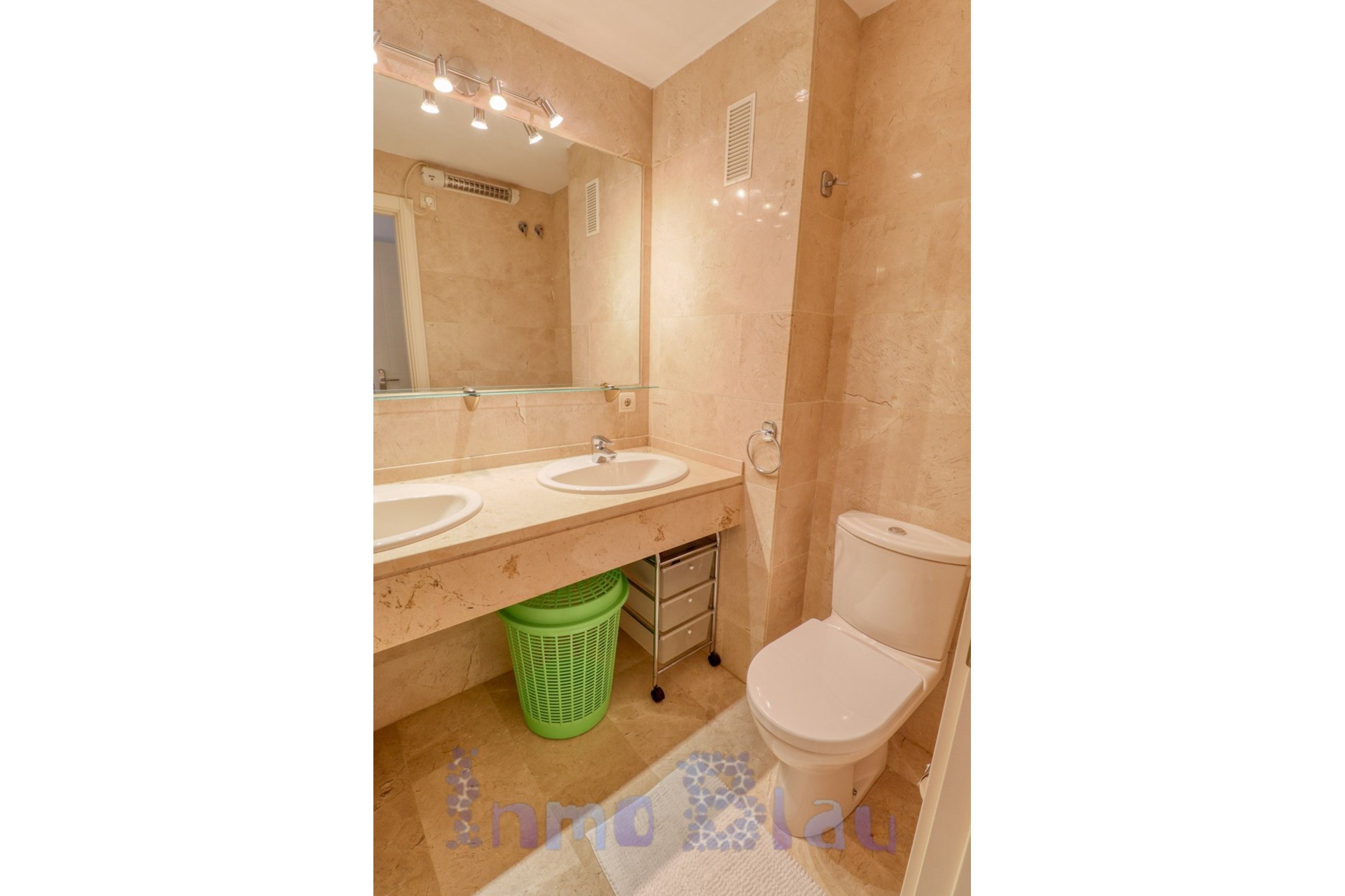 Alquiler a corto plazo - Apartamento / piso - Albir - Centro