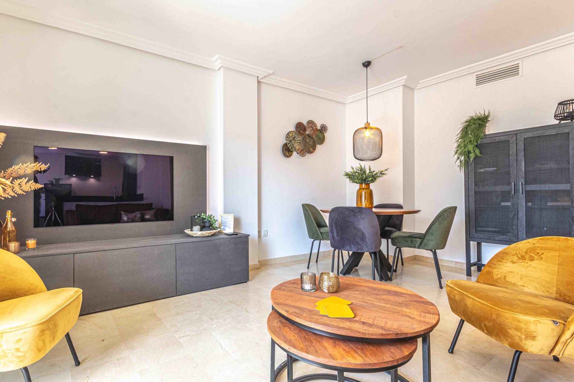 Alquiler a corto plazo - Apartamento / piso - Albir - Centro