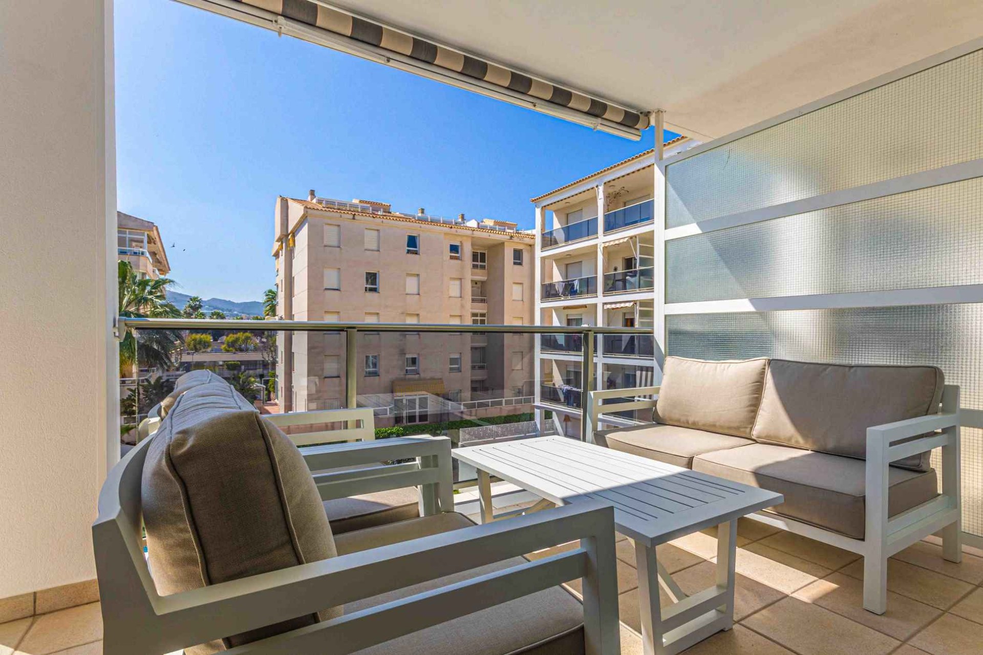 Alquiler a corto plazo - Apartamento / piso - Albir - Centro