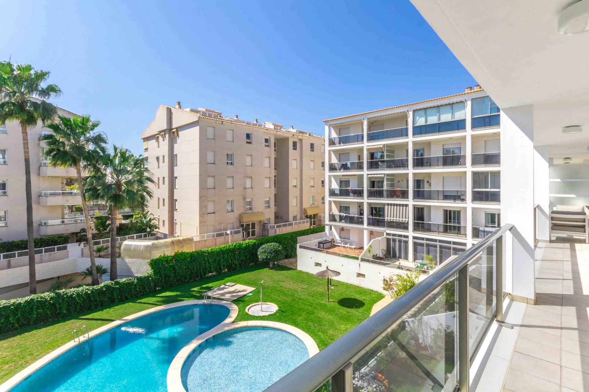 Alquiler a corto plazo - Apartamento / piso - Albir - Centro