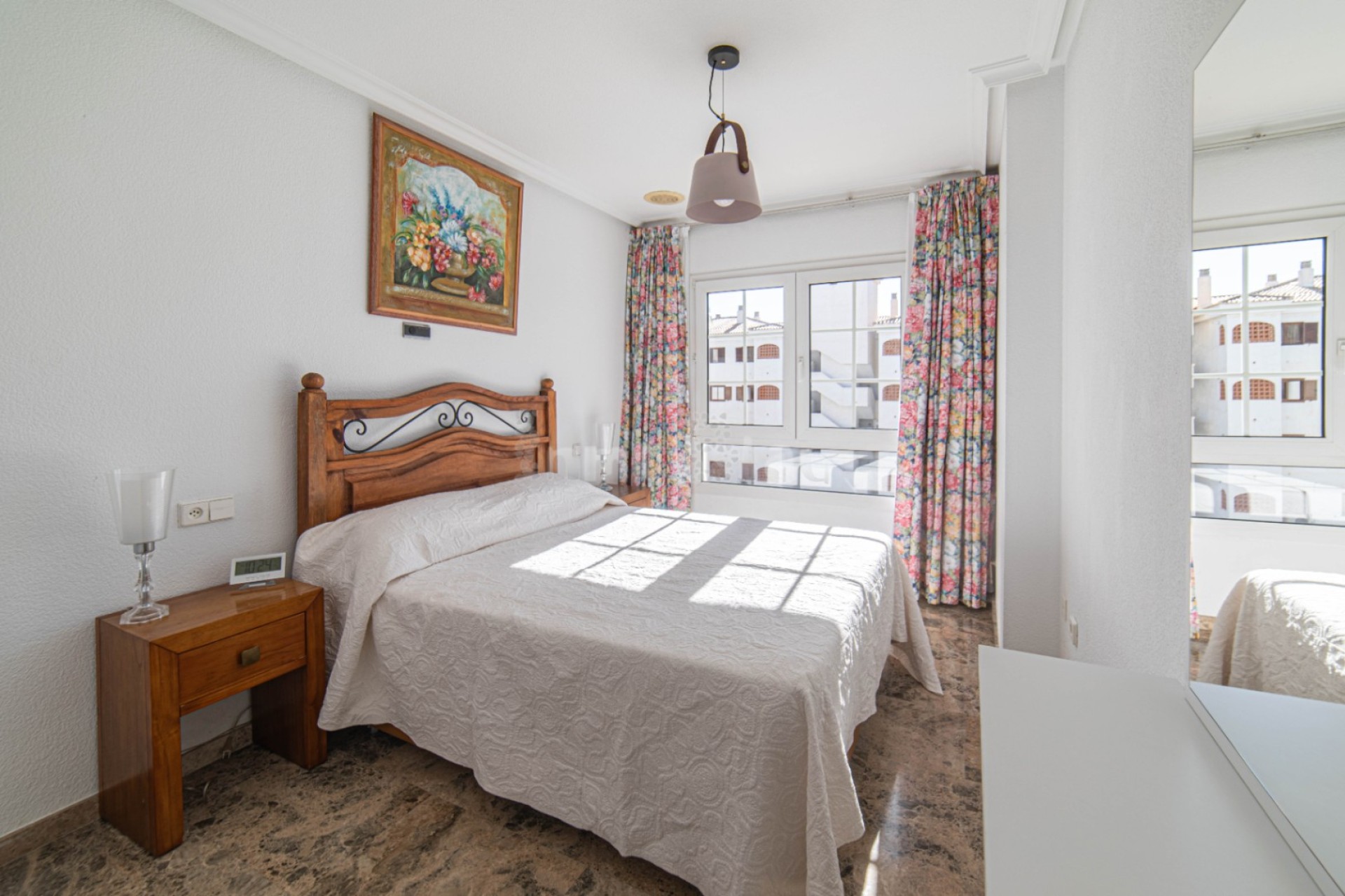Alquiler a corto plazo - Apartamento / piso - Albir - Centro