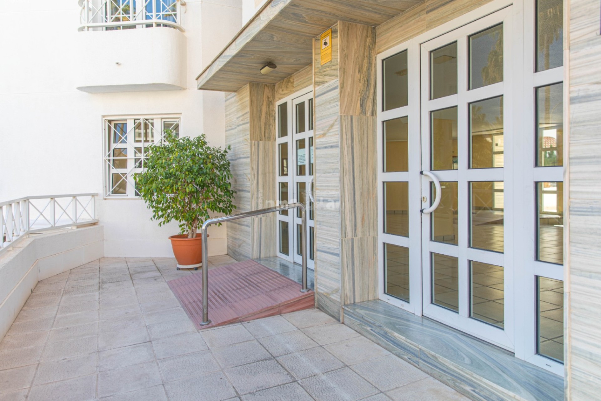 Alquiler a corto plazo - Apartamento / piso - Albir - Centro