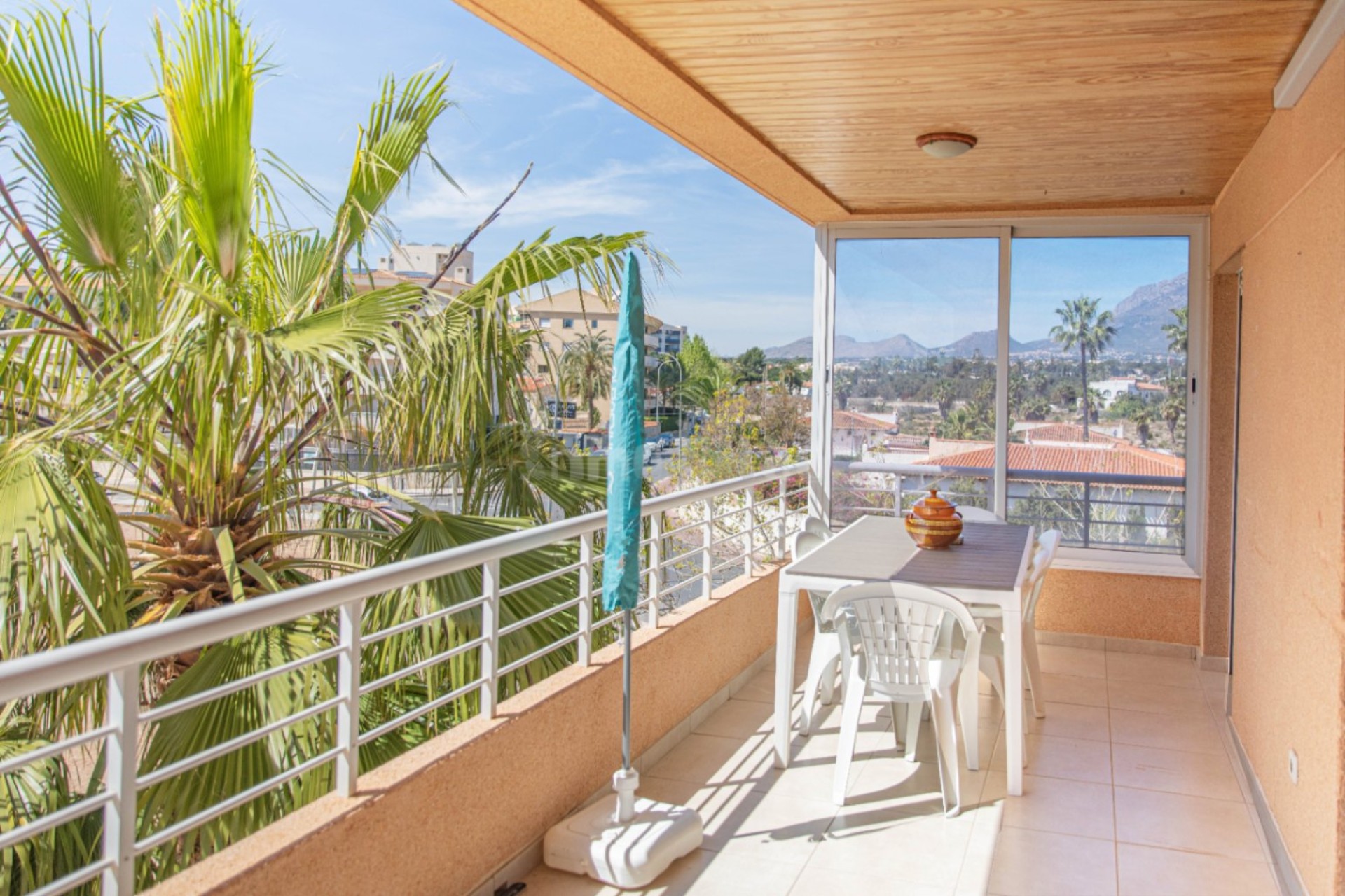 Alquiler a corto plazo - Apartamento / piso - Albir - Centro