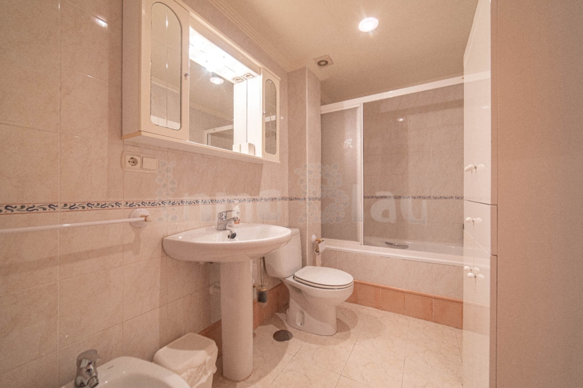 Alquiler a corto plazo - Apartamento / piso - Albir - Centro