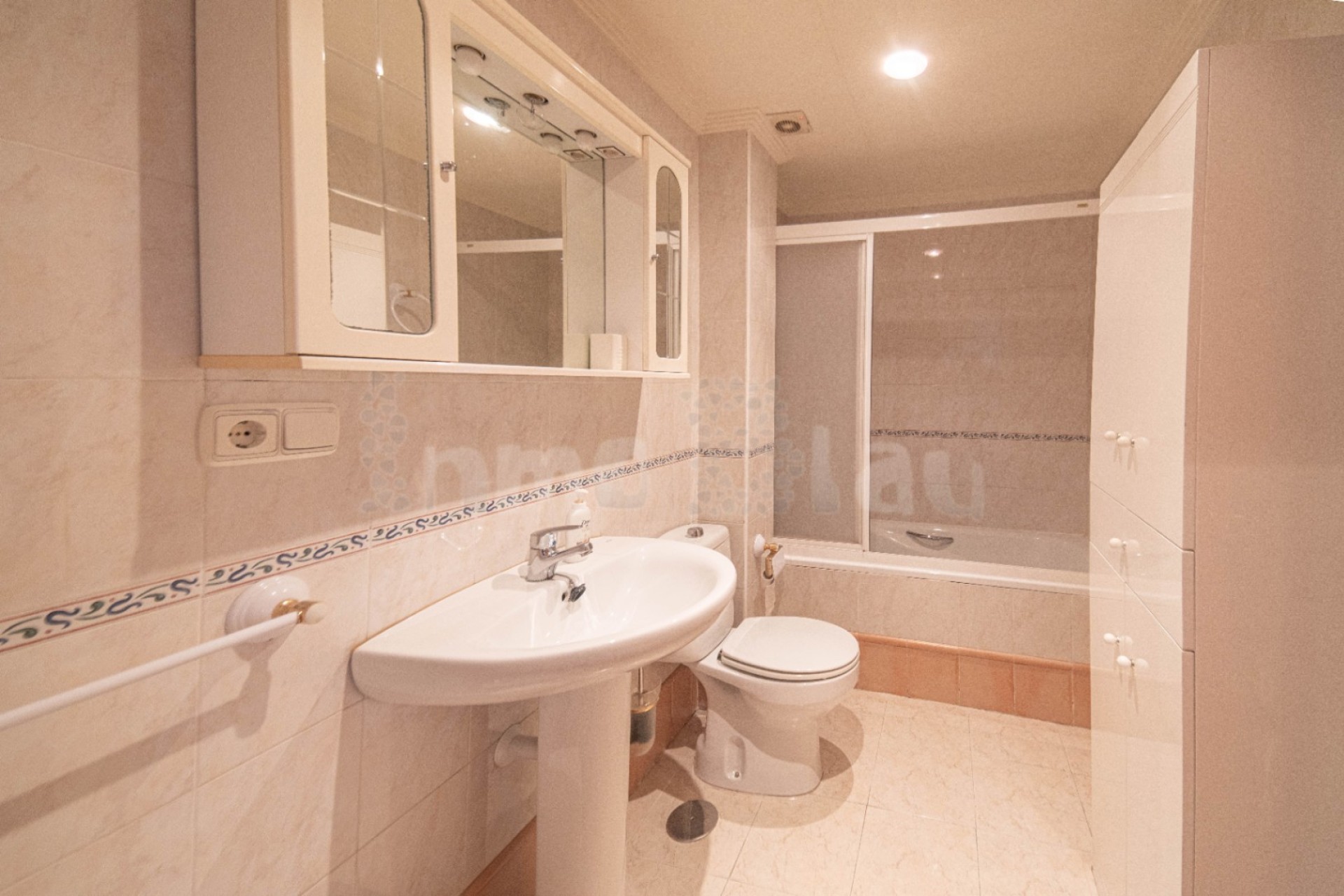 Alquiler a corto plazo - Apartamento / piso - Albir - Centro