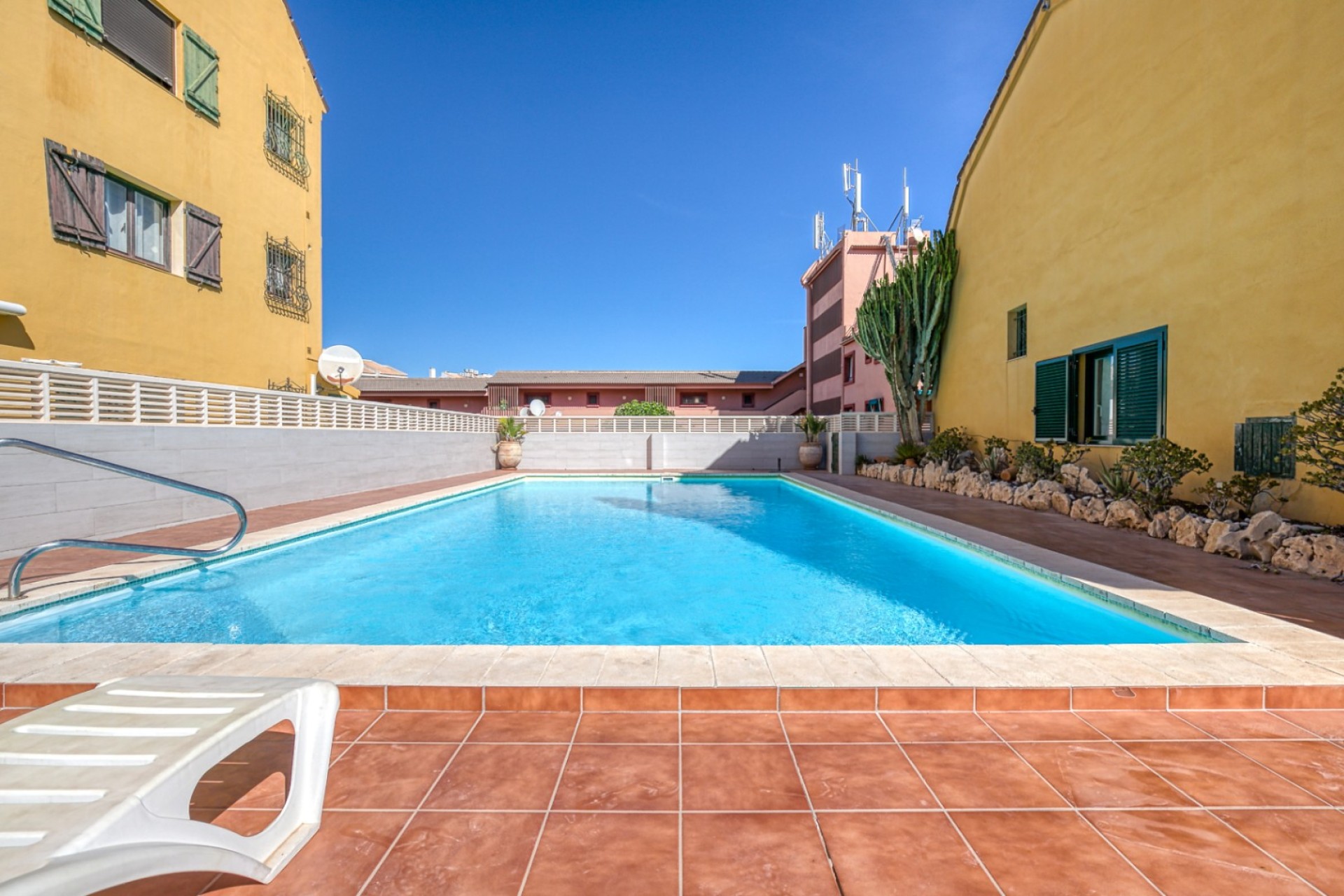 Alquiler a corto plazo - Apartamento / piso - Albir - Centro