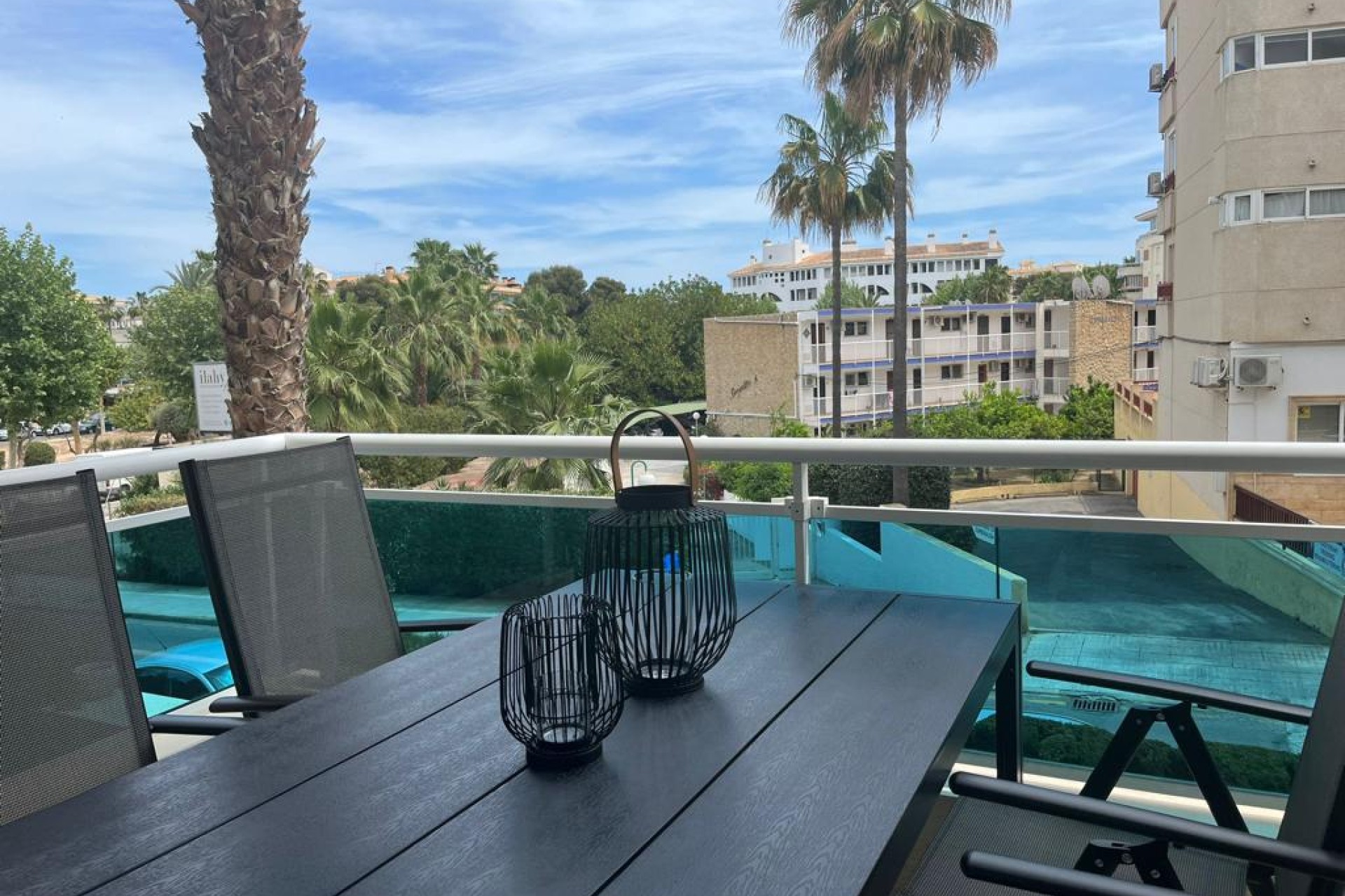 Alquiler a corto plazo - Apartamento / piso - Albir - Centro