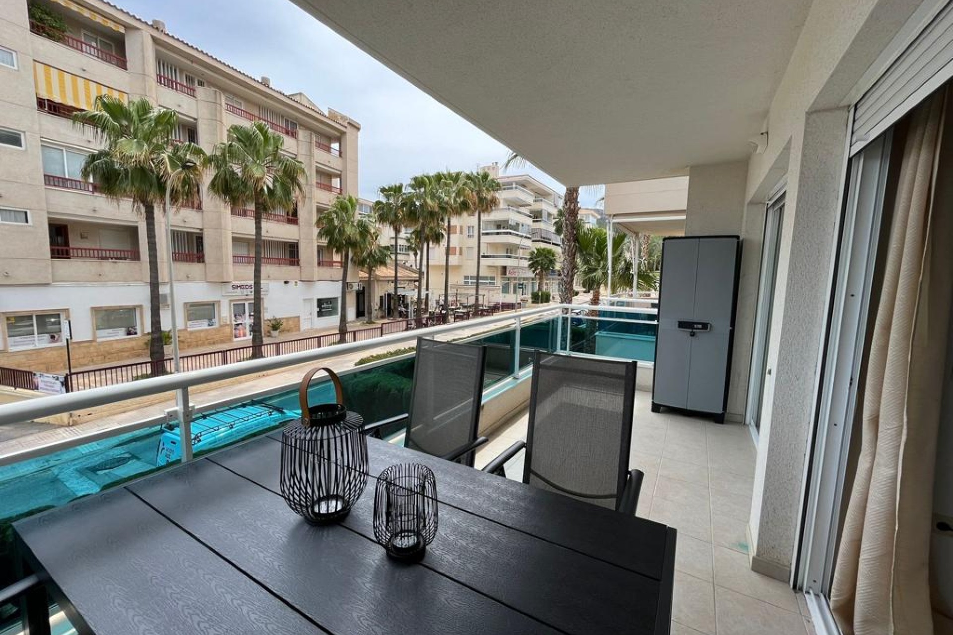 Alquiler a corto plazo - Apartamento / piso - Albir - Centro