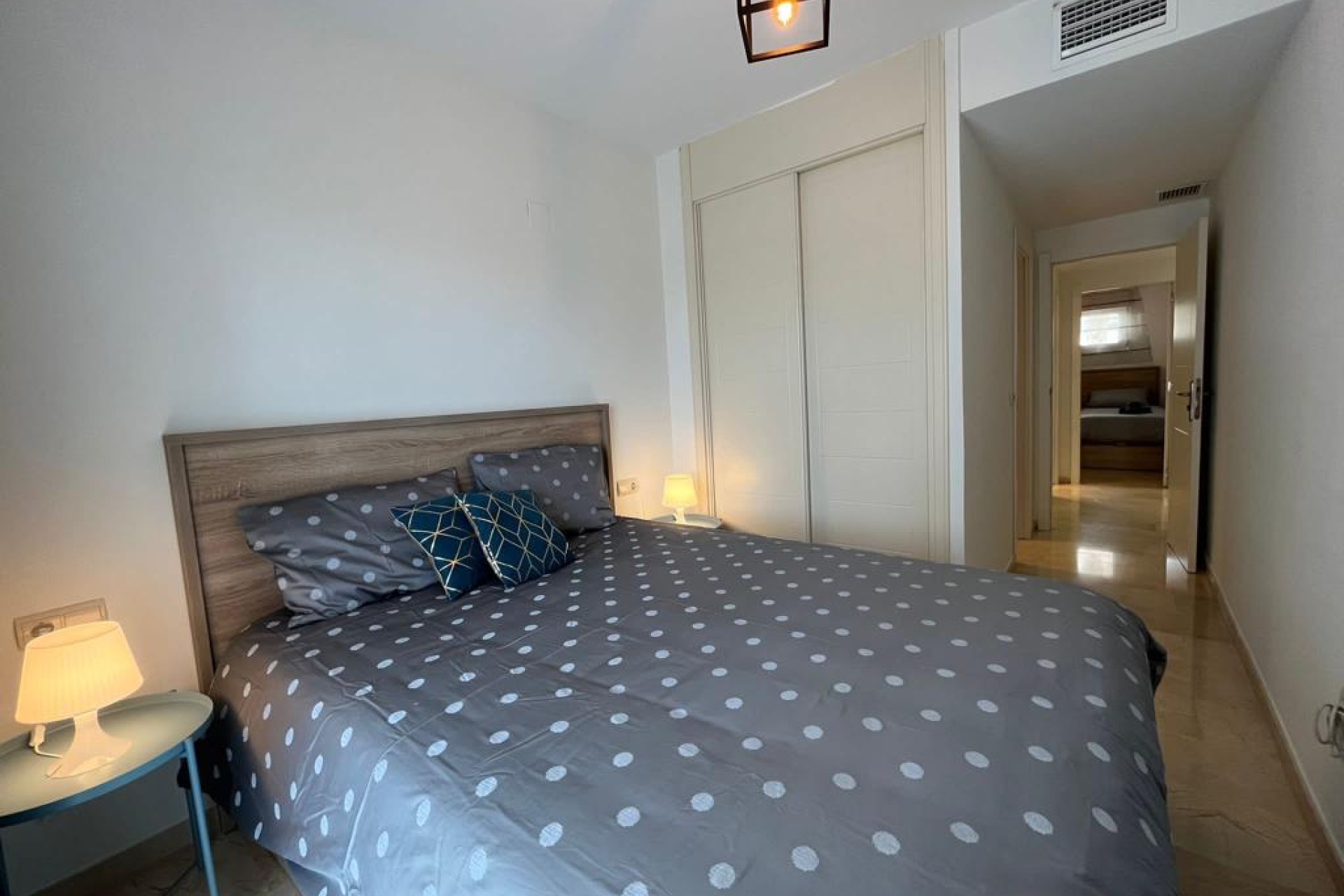Alquiler a corto plazo - Apartamento / piso - Albir - Centro