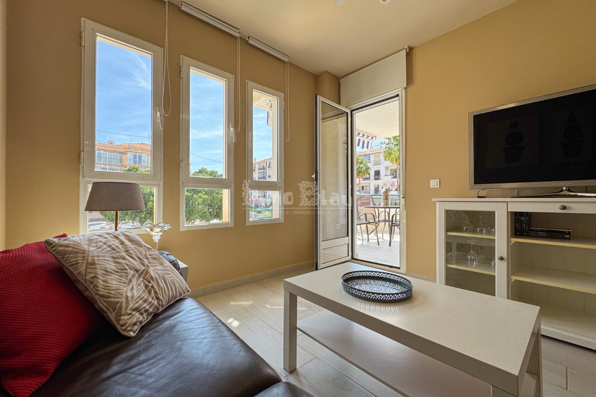 Alquiler a corto plazo - Apartamento / piso - Albir - Centro