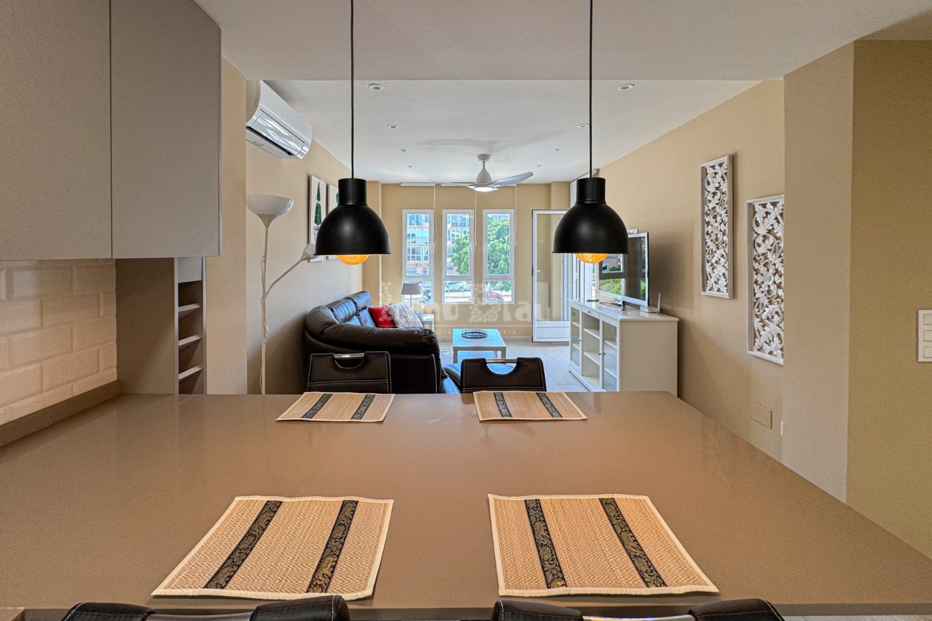 Alquiler a corto plazo - Apartamento / piso - Albir - Centro