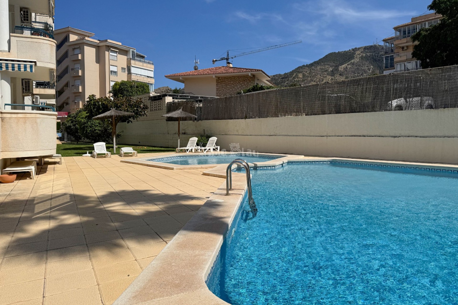 Alquiler a corto plazo - Apartamento / piso - Albir - Centro