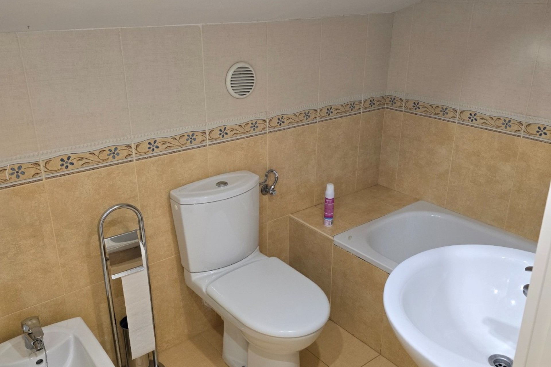 Alquiler a corto plazo - Apartamento / piso - Albir - Centro