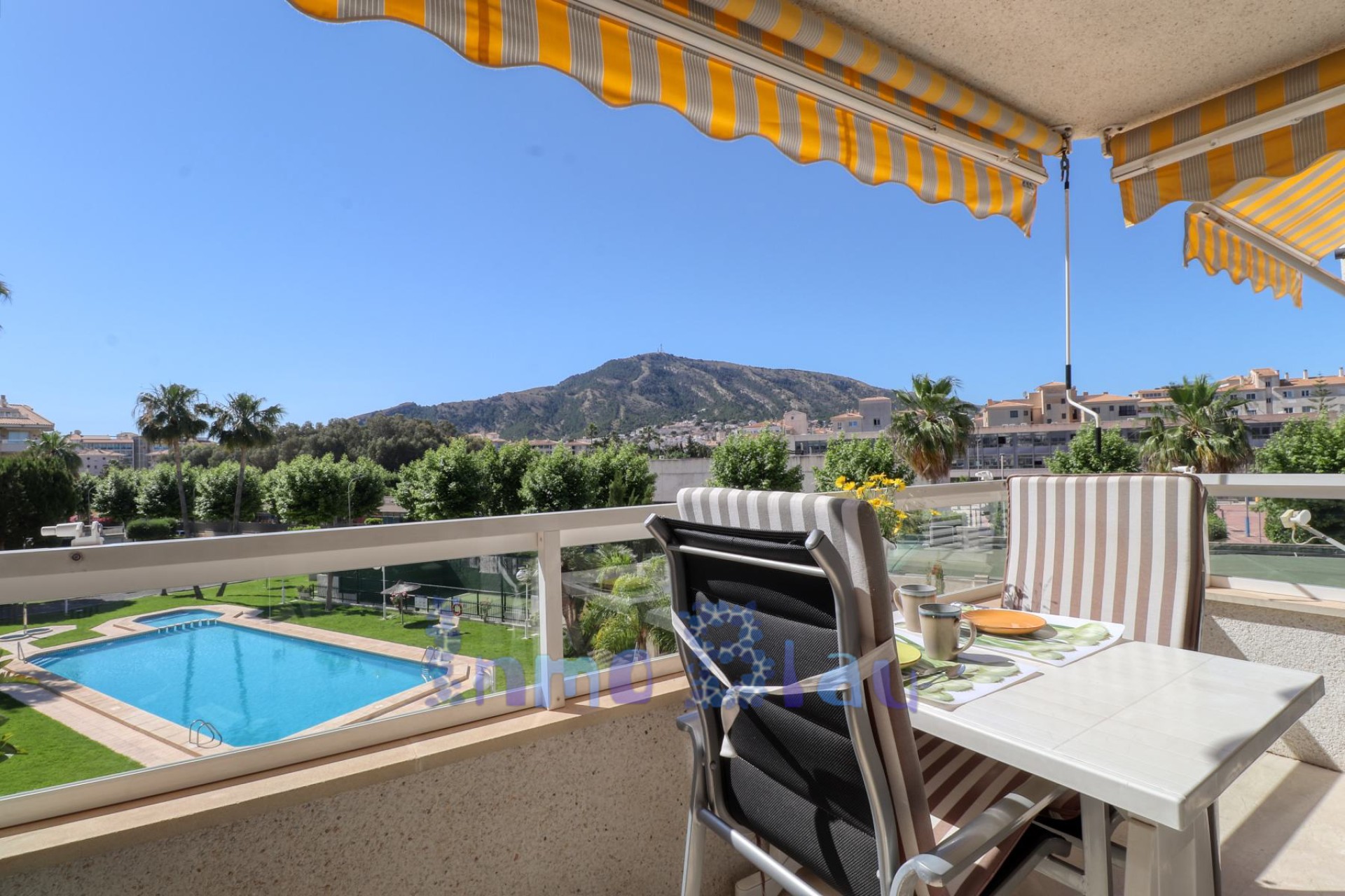 Alquiler a corto plazo - Apartamento / piso - Albir - Centro