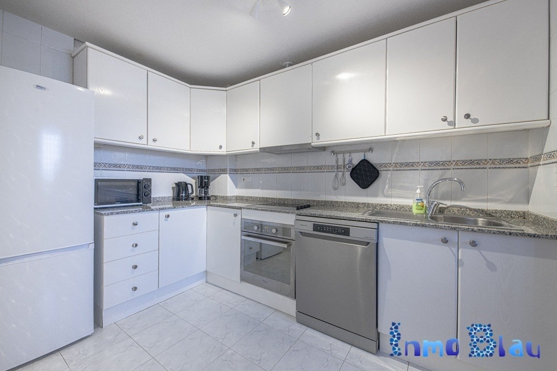Alquiler a corto plazo - Apartamento / piso - Albir - Centro