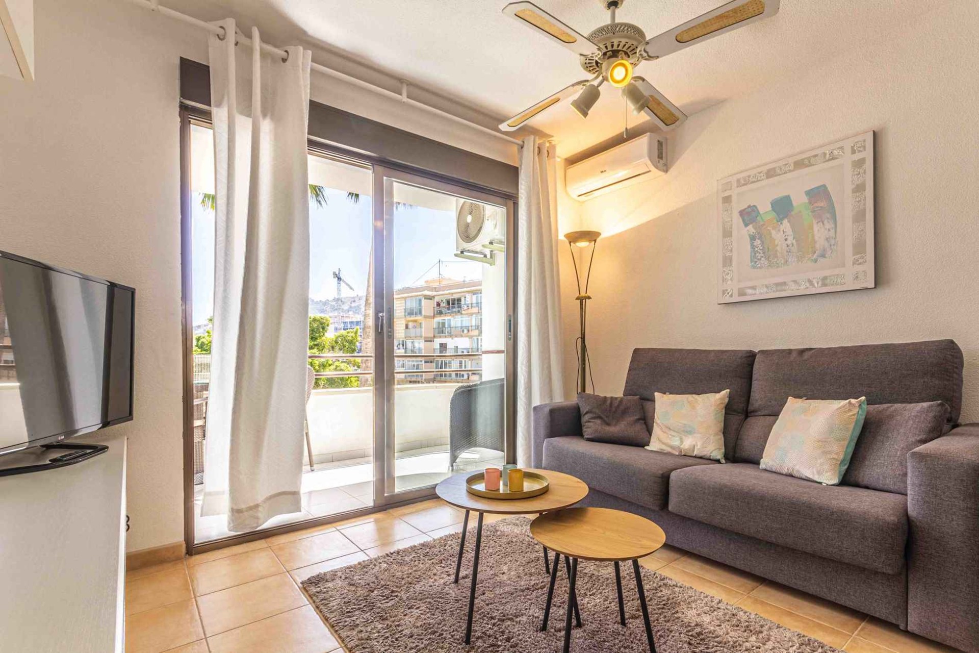 Alquiler a corto plazo - Apartamento / piso - Albir - Centro