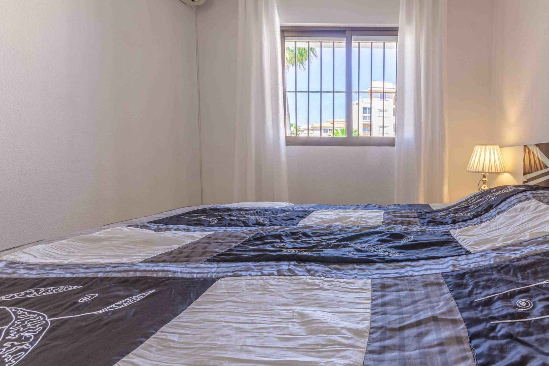 Alquiler a corto plazo - Apartamento / piso - Albir - Centro