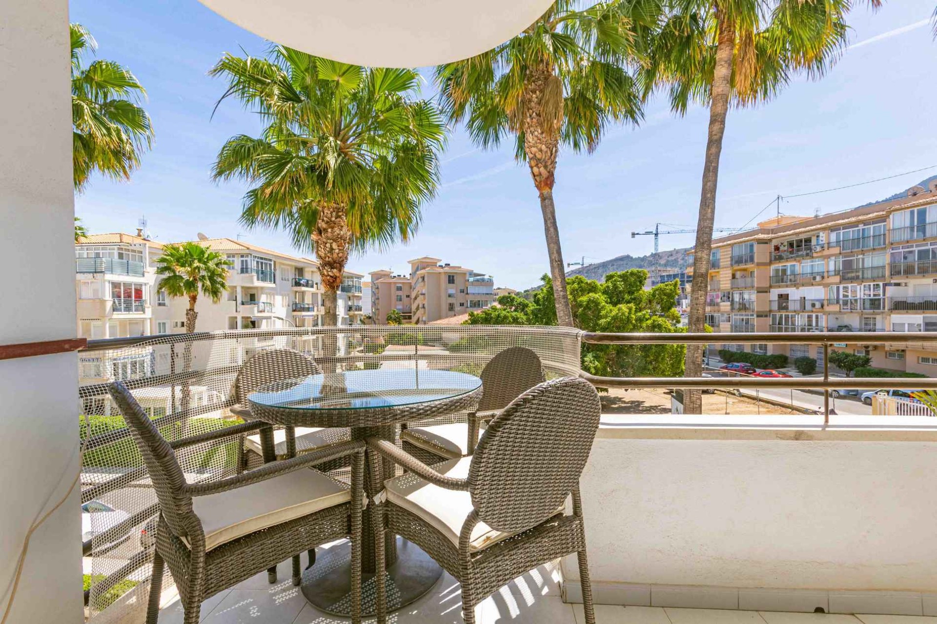 Alquiler a corto plazo - Apartamento / piso - Albir - Centro