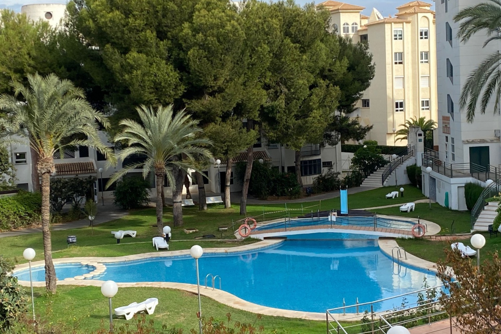 Alquiler a corto plazo - Apartamento / piso - Albir - Centro