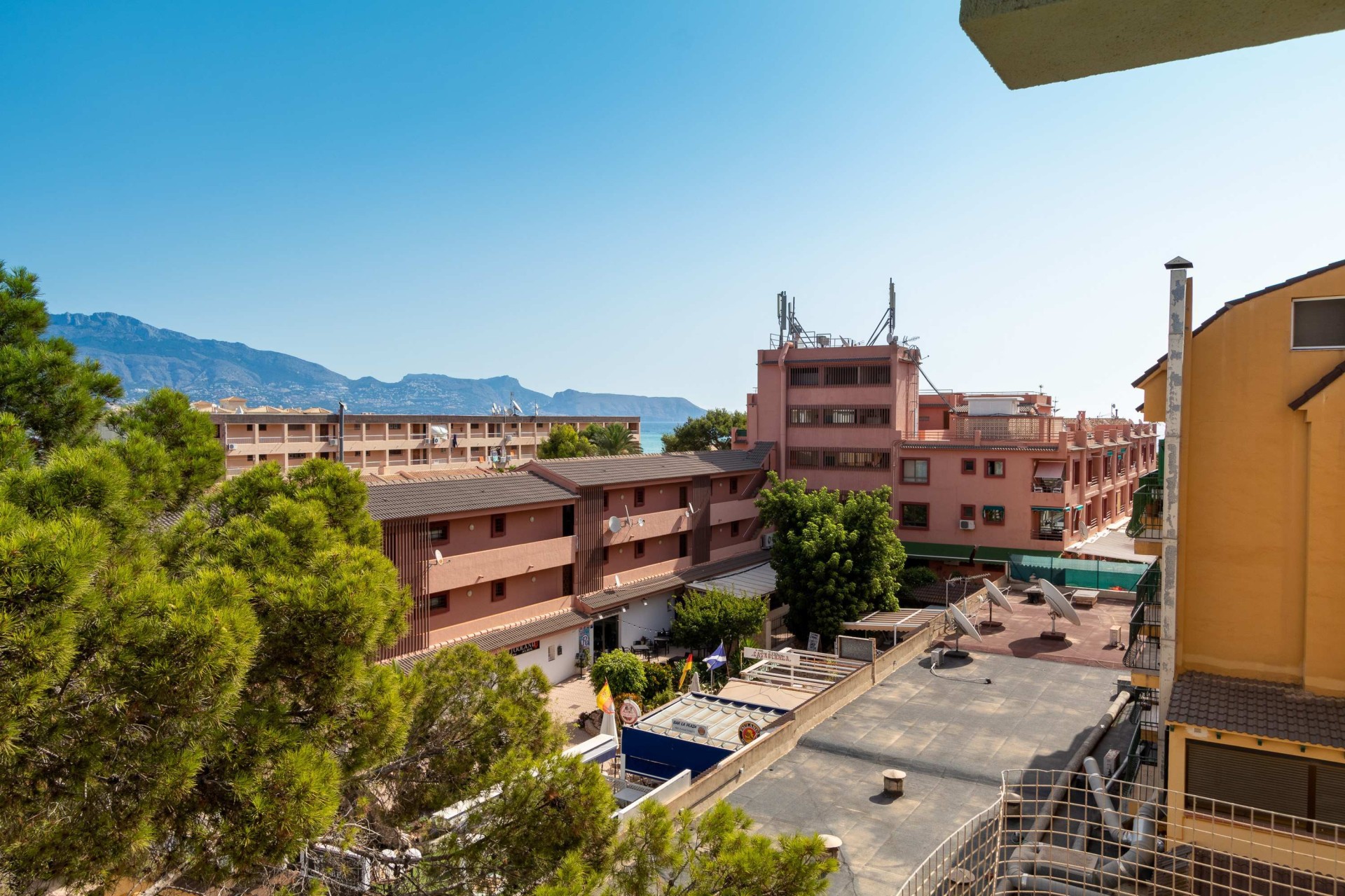 Alquiler a corto plazo - Apartamento / piso - Albir - Centro