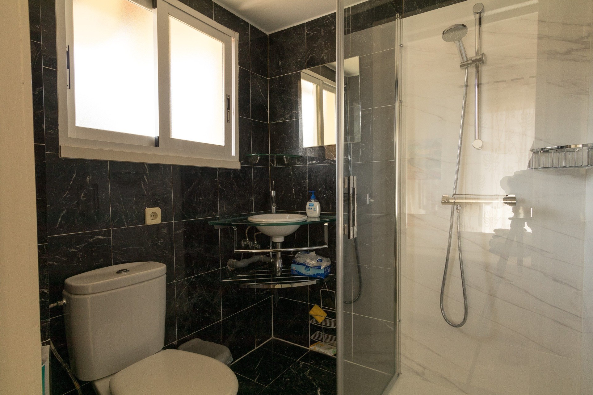 Alquiler a corto plazo - Apartamento / piso - Albir - Centro