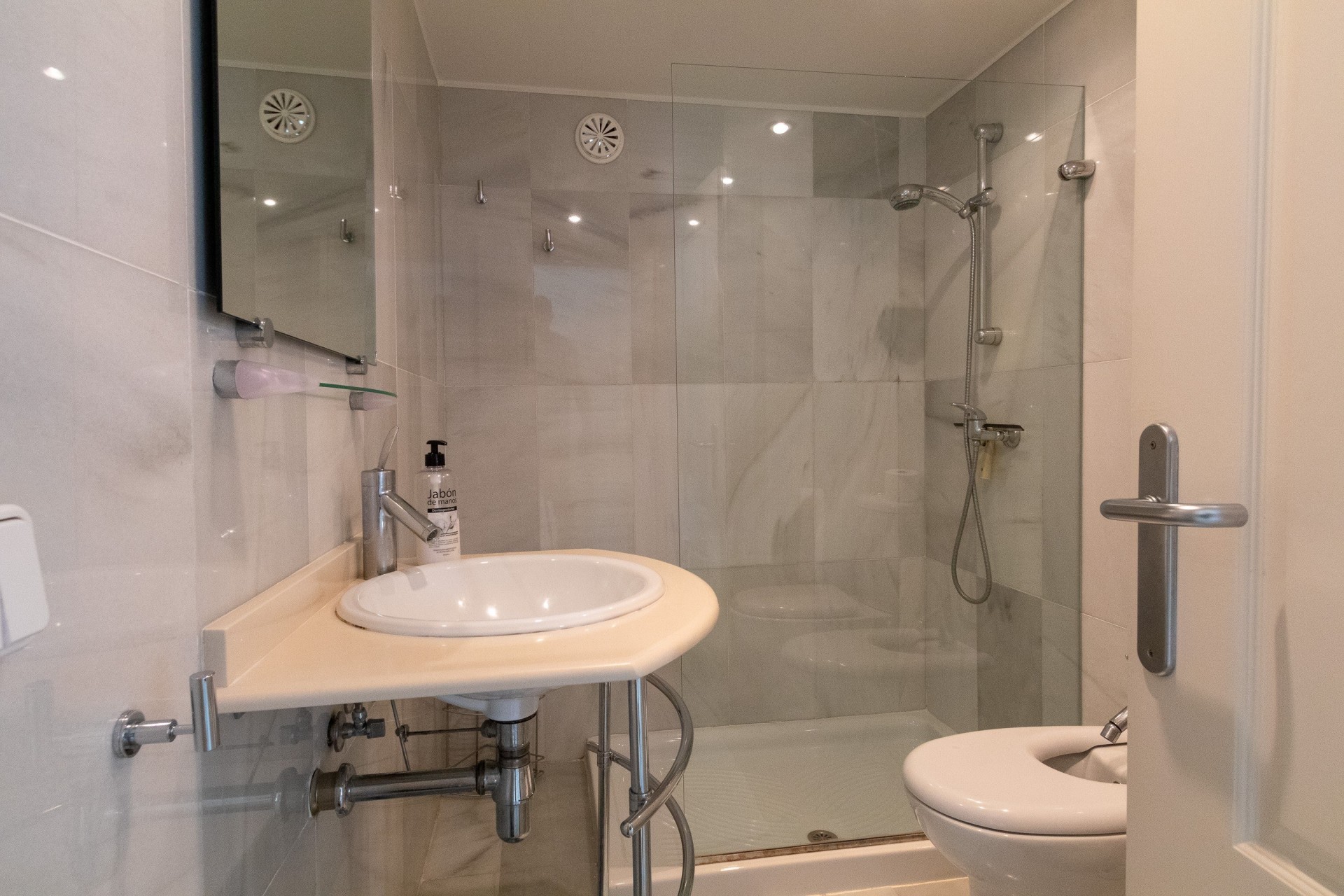 Alquiler a corto plazo - Apartamento / piso - Albir - Centro