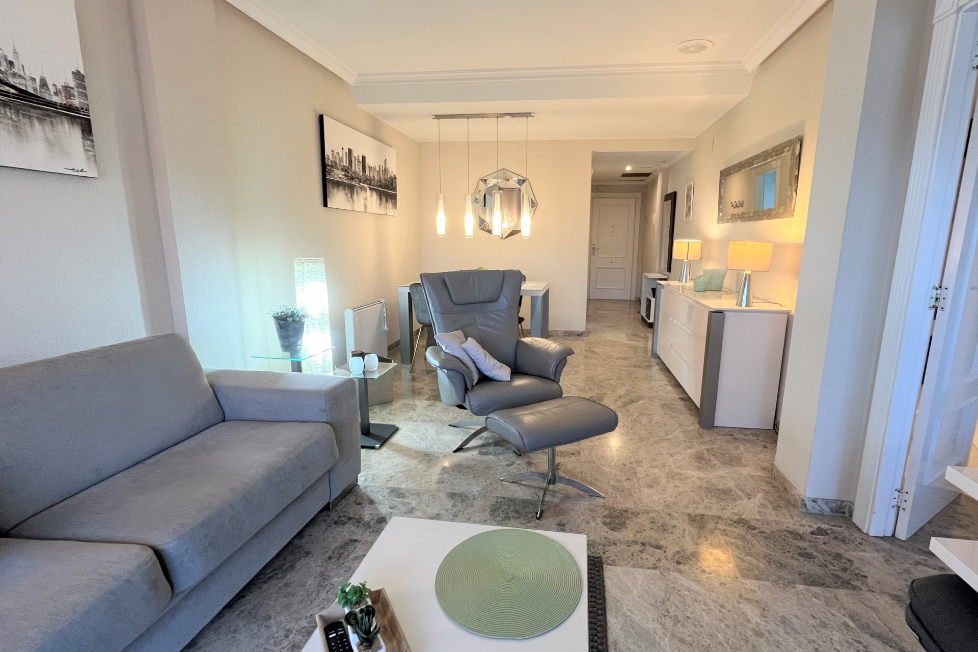Alquiler a corto plazo - Apartamento / piso - Albir - Centro