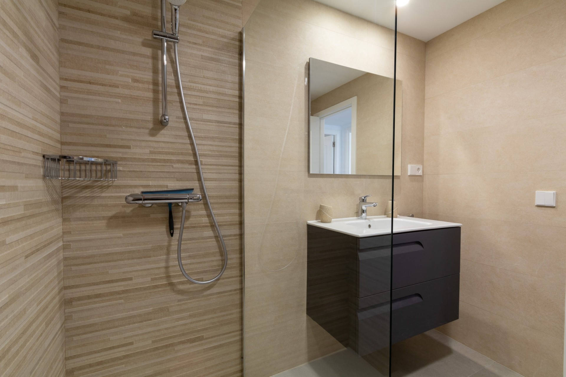 Alquiler a corto plazo - Apartamento / piso - Albir - Centro