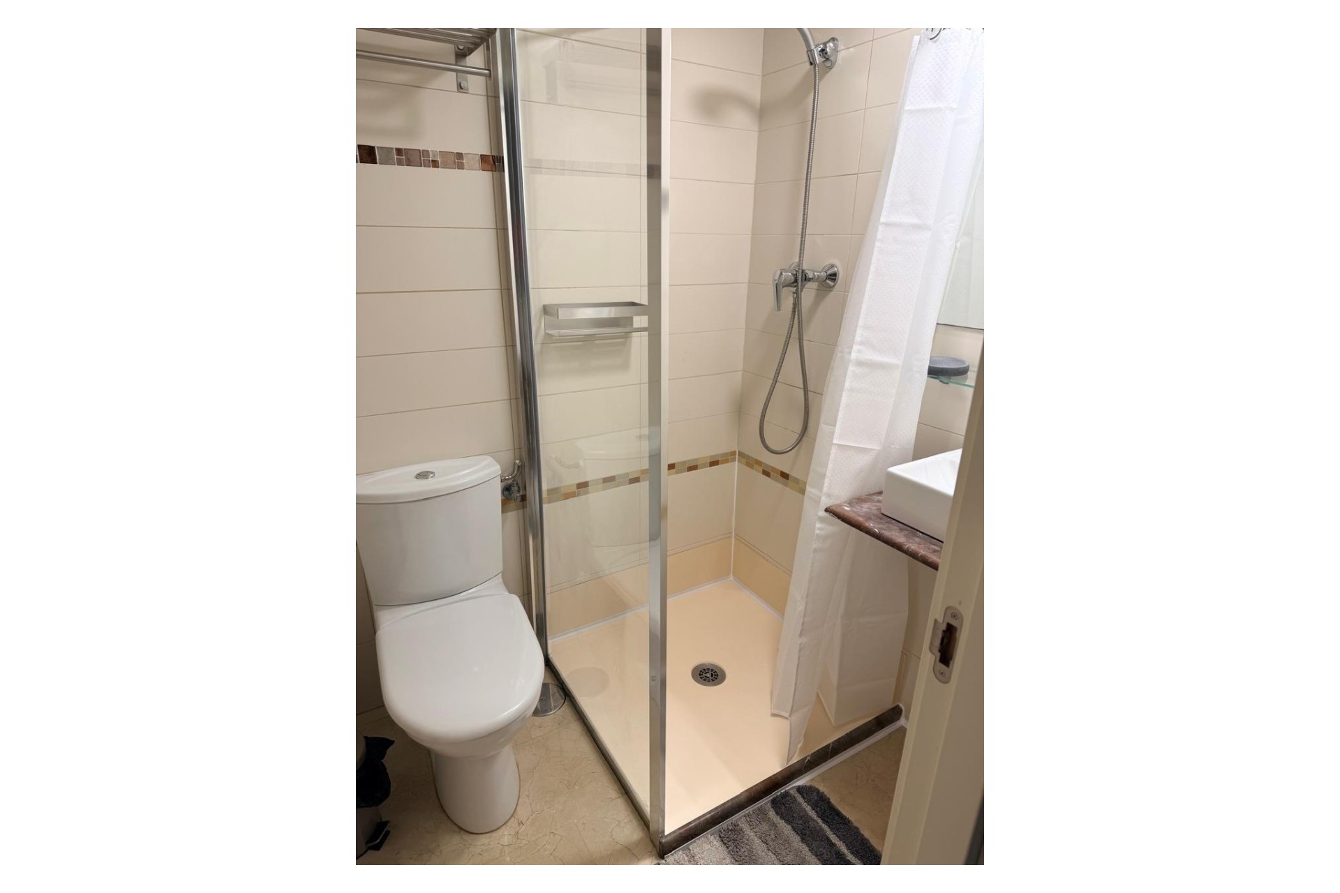 Alquiler a corto plazo - Apartamento / piso - Albir - Centro