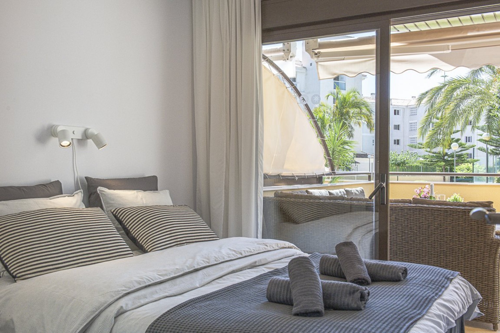 Alquiler a corto plazo - Apartamento / piso - Albir - Playa