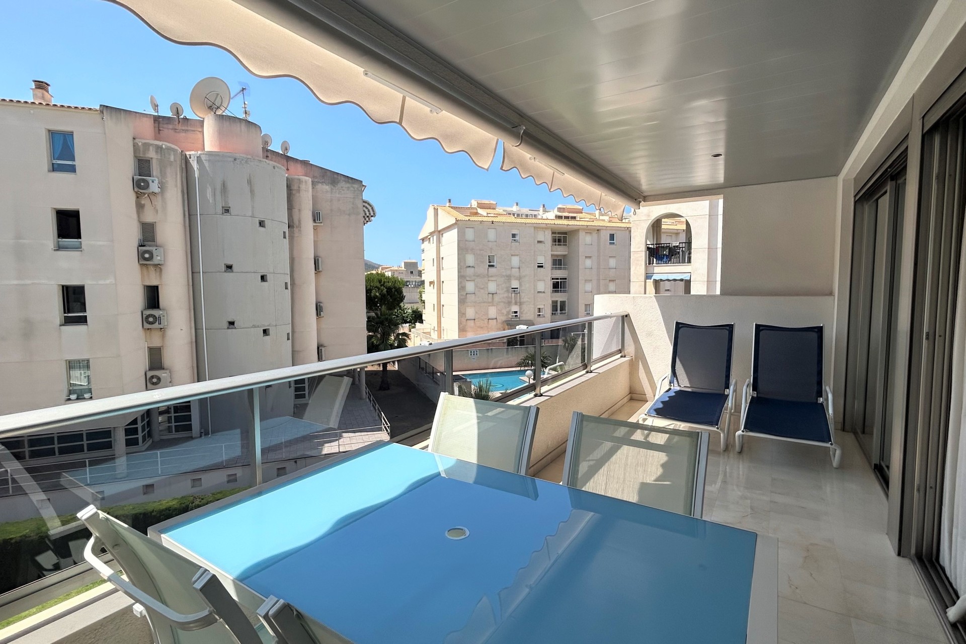 Alquiler a corto plazo - Apartamento / piso - Albir - Playa