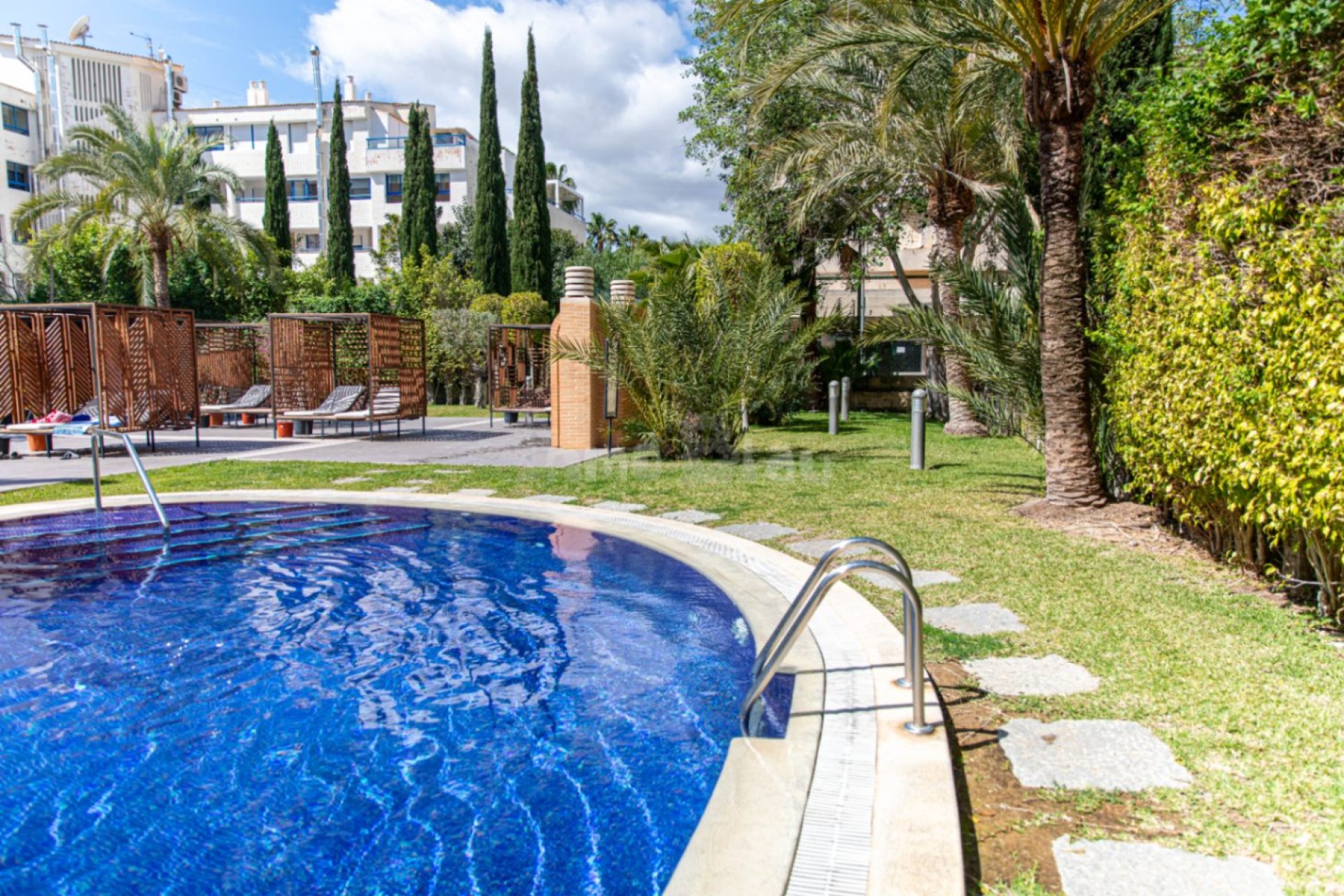 Alquiler a corto plazo - Apartamento / piso - Albir - Playa
