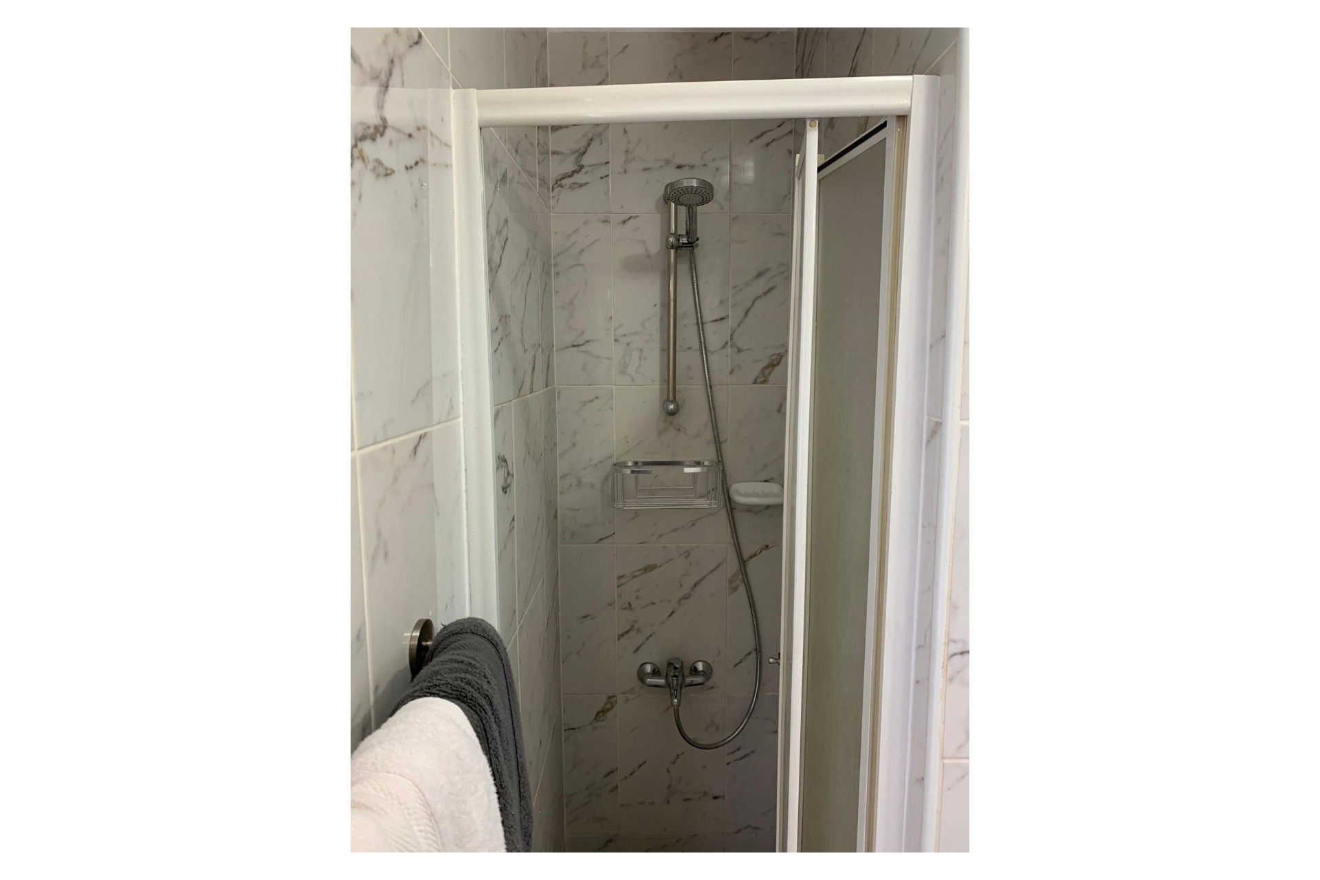 Alquiler a corto plazo - Apartamento / piso - Albir - Playa