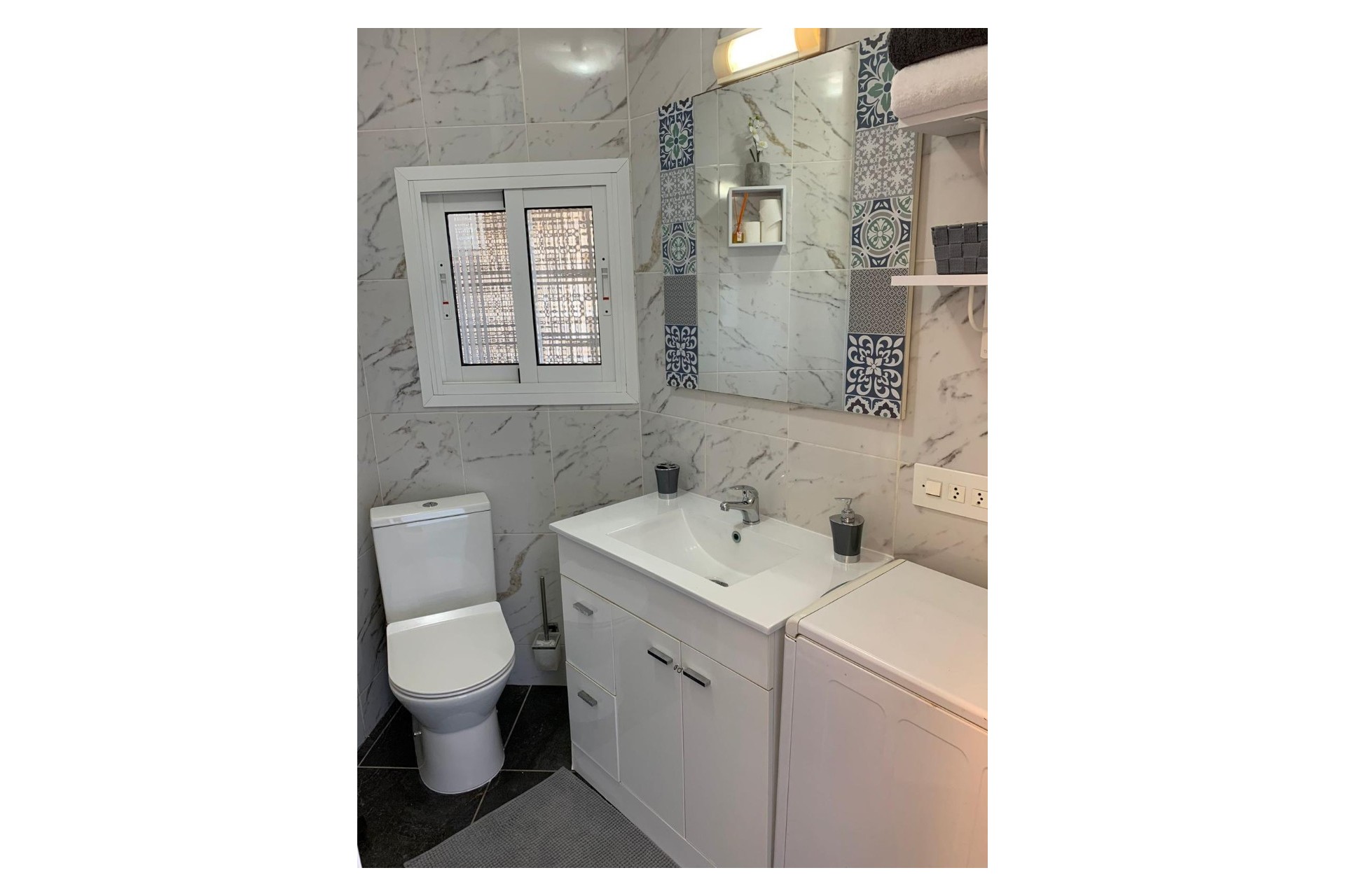 Alquiler a corto plazo - Apartamento / piso - Albir - Playa