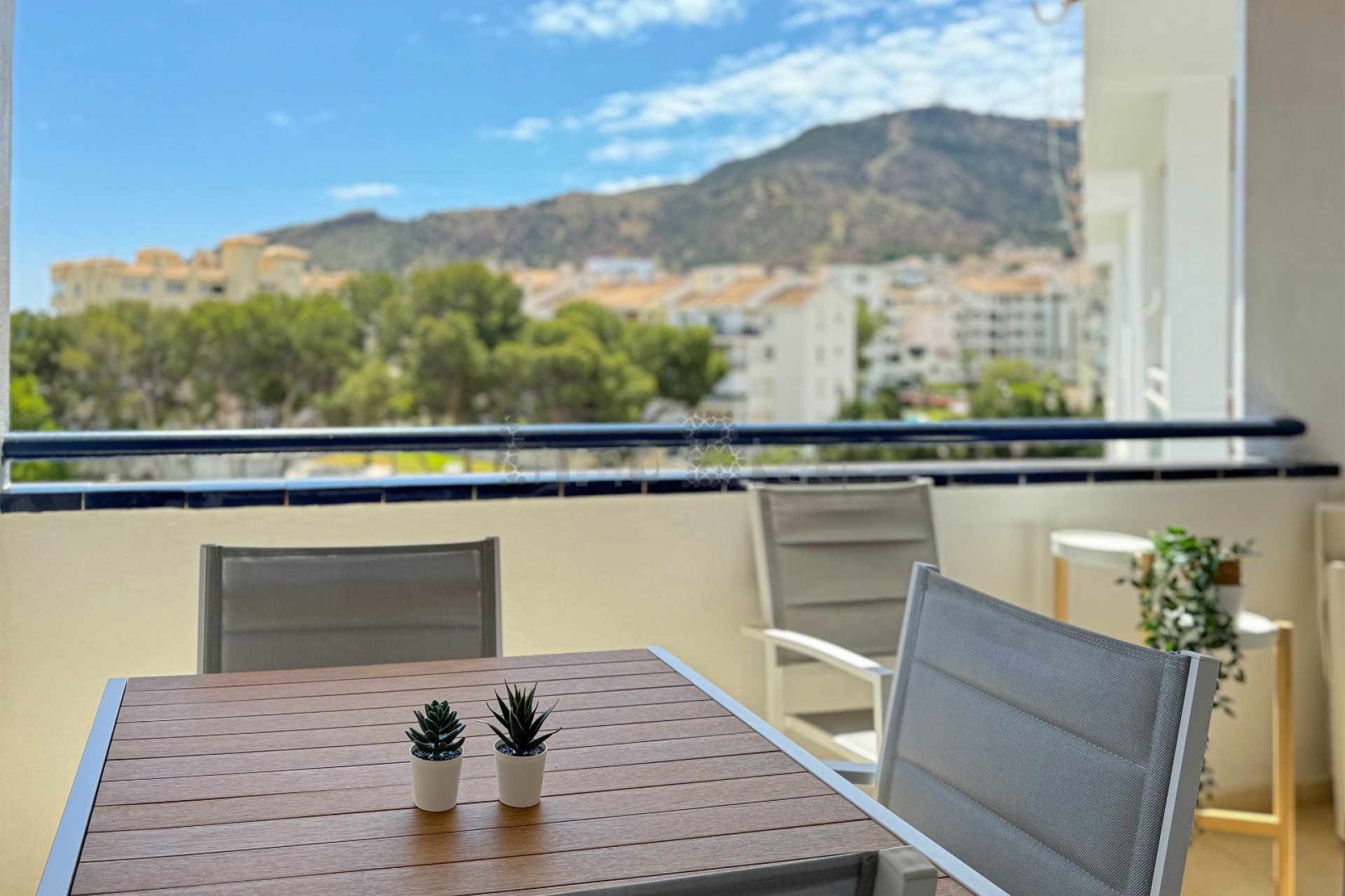 Alquiler a corto plazo - Apartamento / piso - Albir