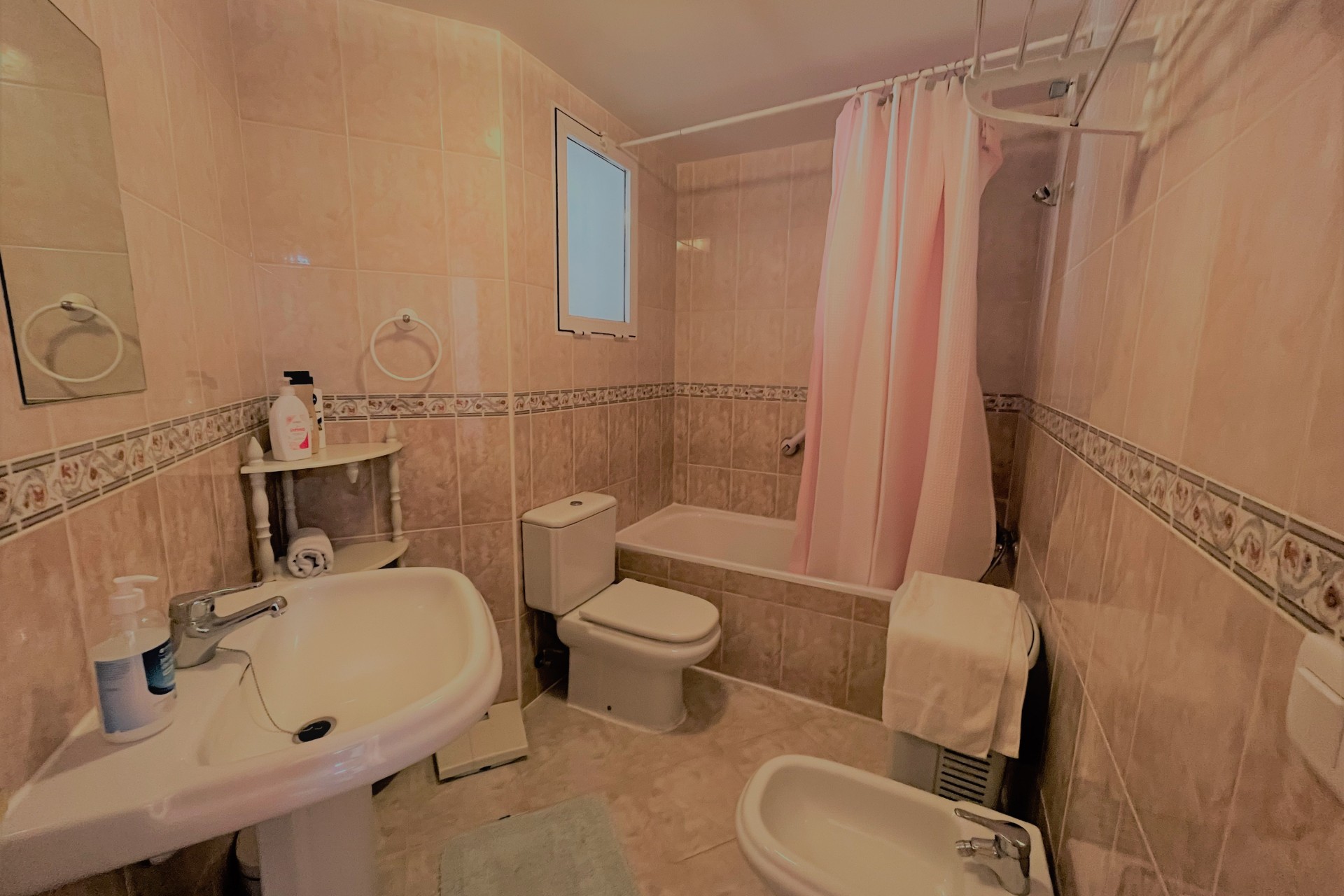 Alquiler a corto plazo - Apartamento / piso - Albir