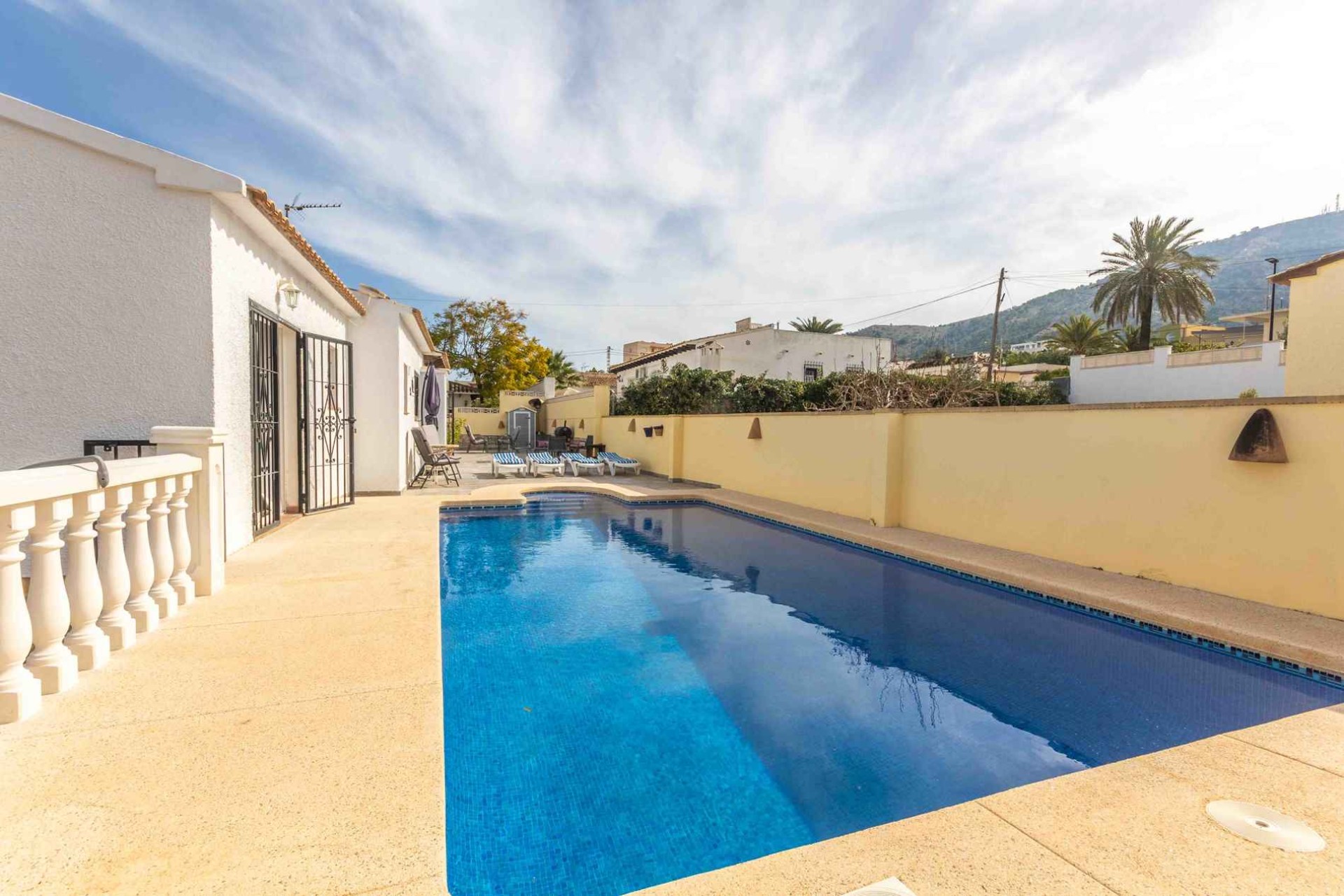 Alquiler a corto plazo - Villa - Albir - Urbanizacion