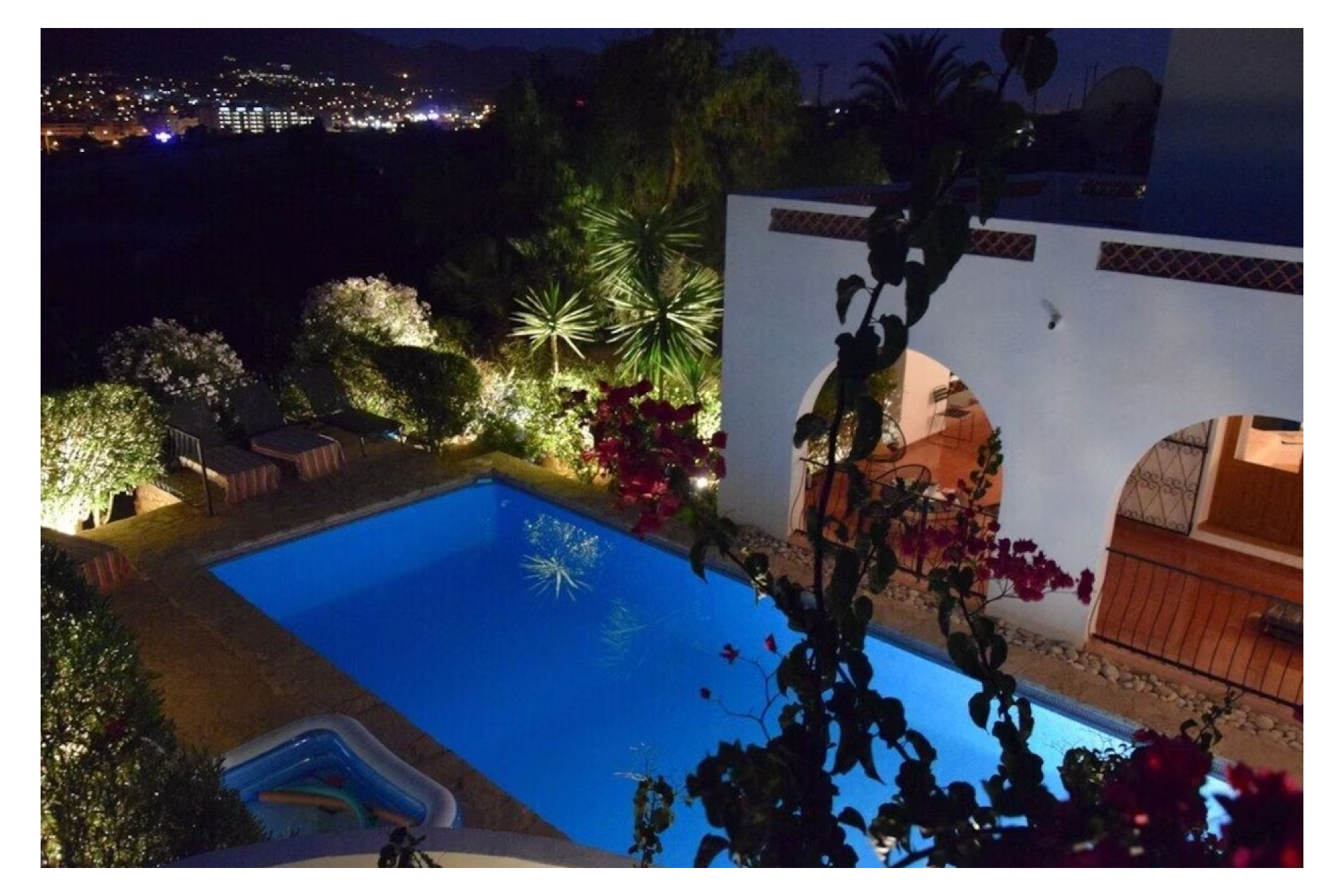 Alquiler a corto plazo - Villa - Alfas del Pí