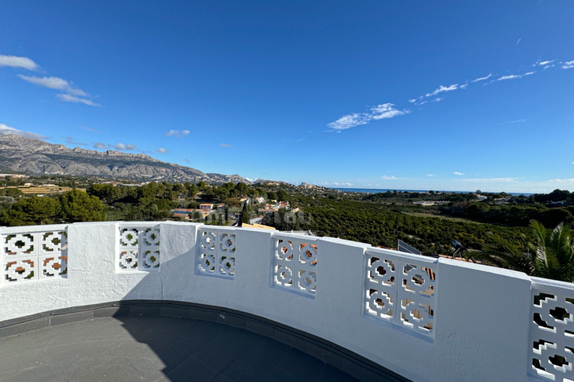 Alquiler a corto plazo - Villa - Alfaz del Pi