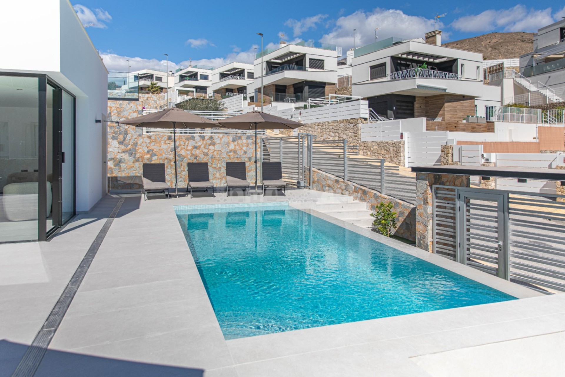Alquiler a corto plazo - Villa - Finestrat - Montaña