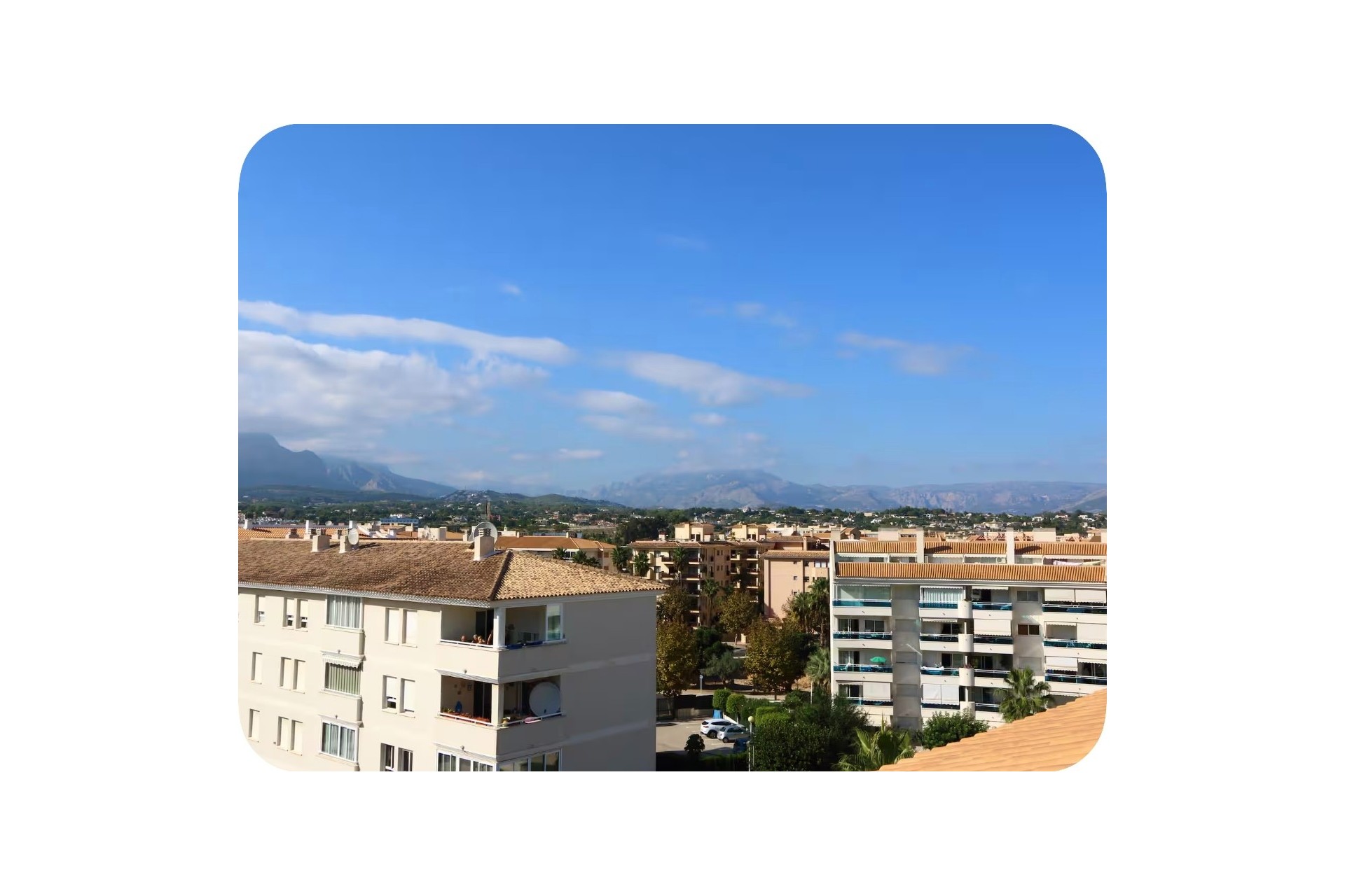 Alquiler a largo plazo - Apartamento / piso - Albir - Centro