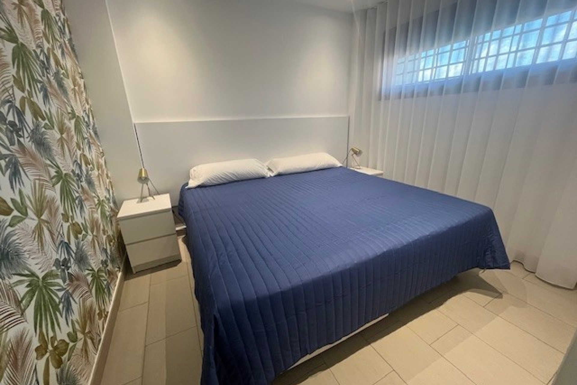 Alquiler a largo plazo - Apartamento / piso - Albir