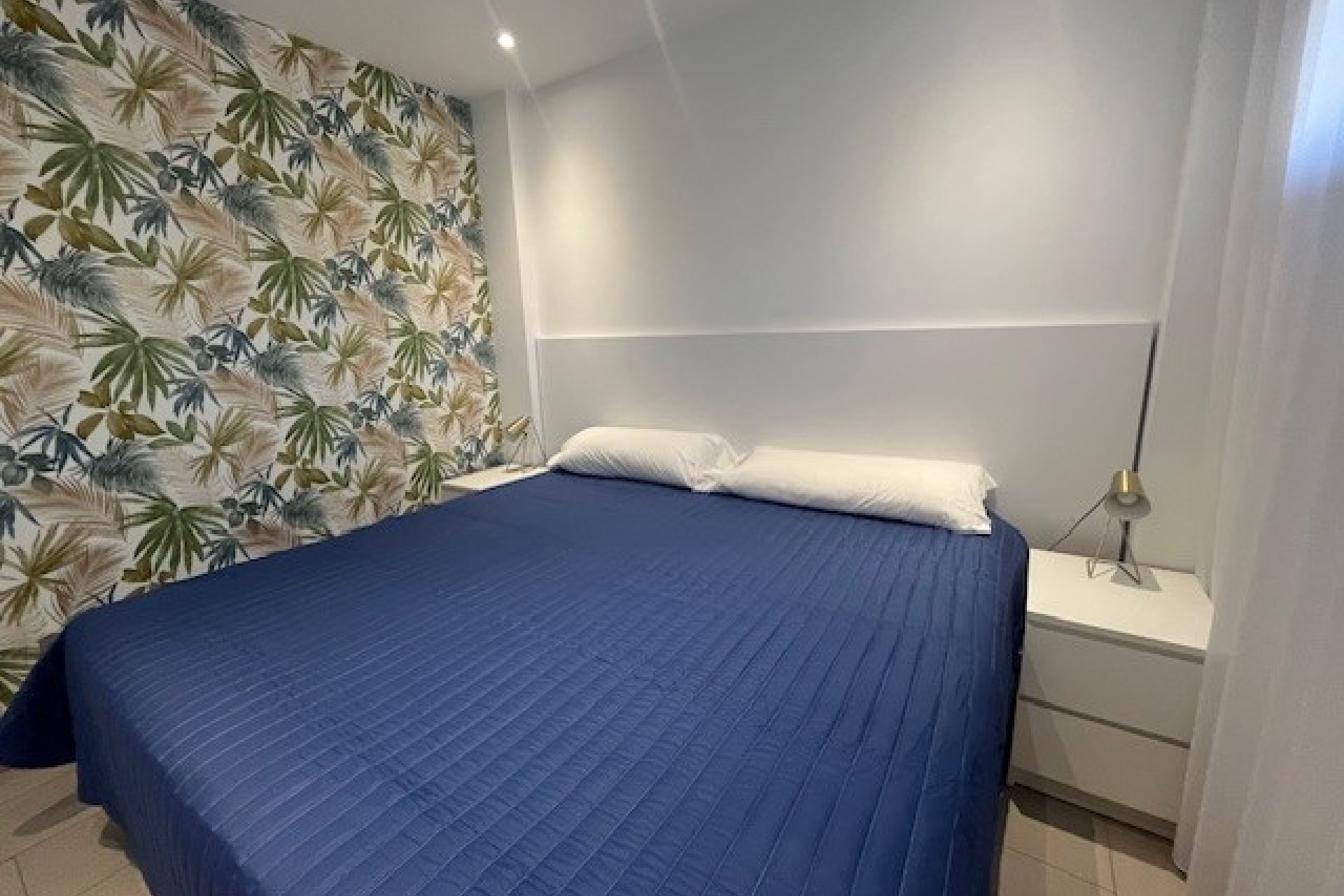 Alquiler a largo plazo - Apartamento / piso - Albir